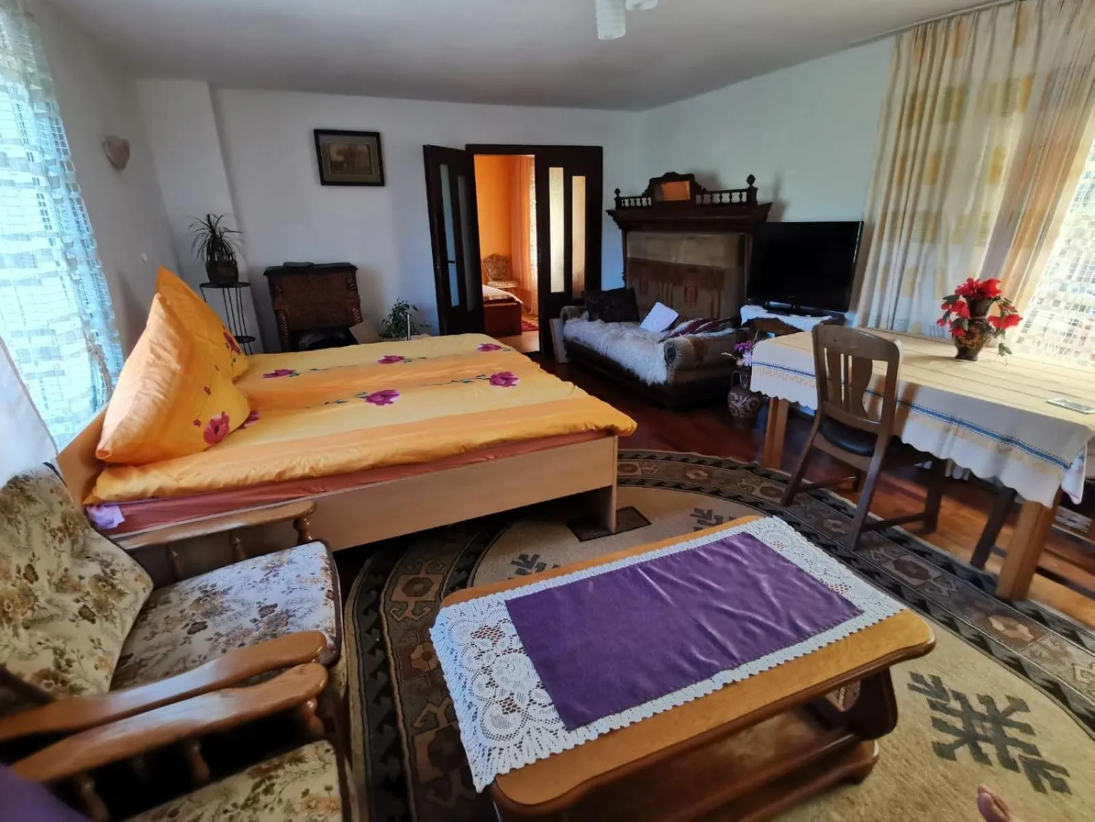 Photo of the whole room, Bed in Casa Otilia