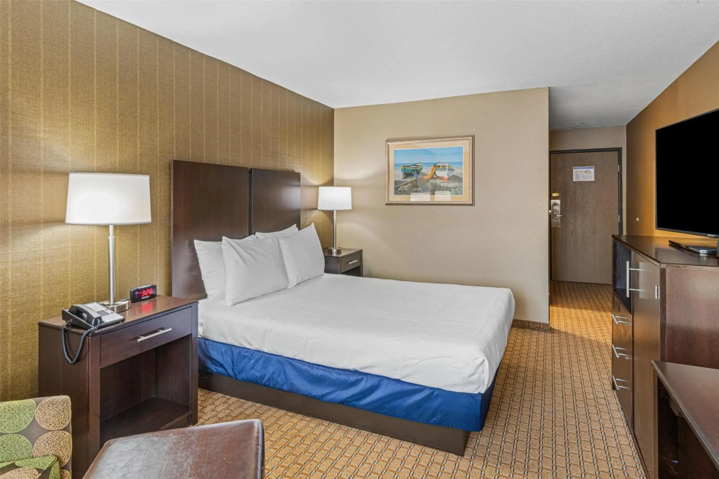 Queen Room - Disability Access/Non-Smoking in Best Western Providence Warwick Airport Inn Queen Room - Disability Access/Non-Smoking in Best Western Providence Warwick Airport Inn