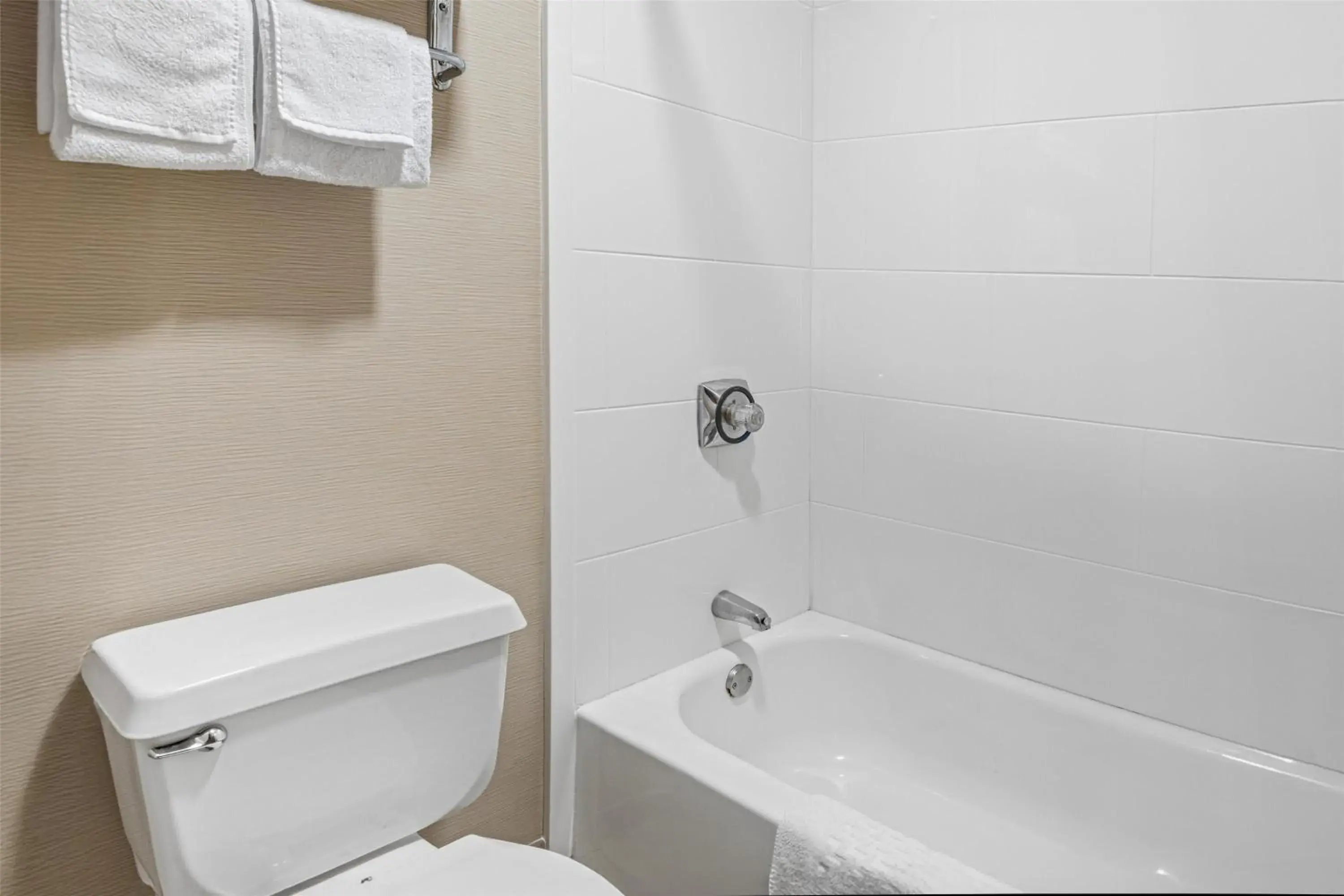 Bathroom in Best Western Providence Warwick Airport Inn Bathroom in Best Western Providence Warwick Airport Inn