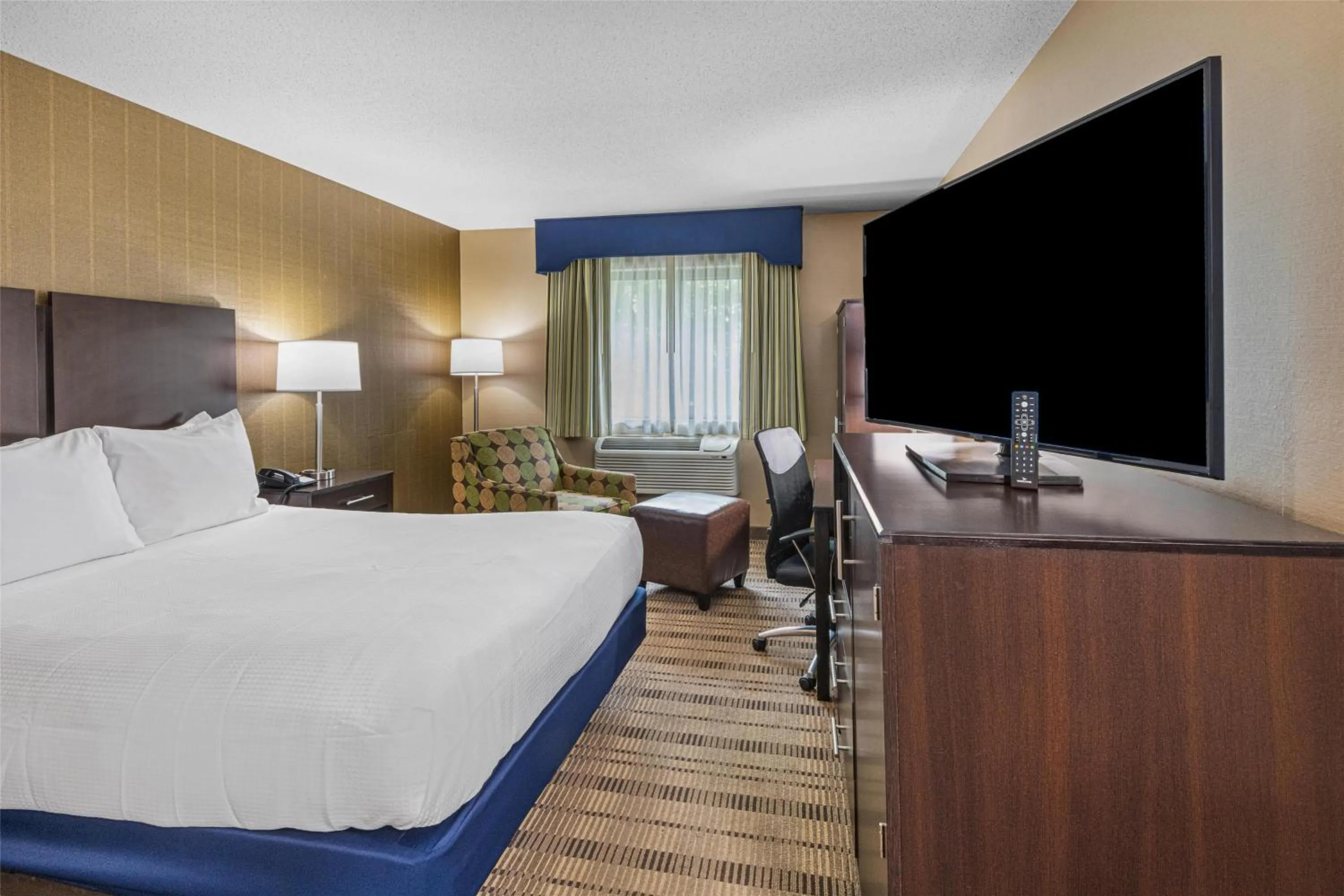 Bedroom, Bed in Best Western Providence Warwick Airport Inn