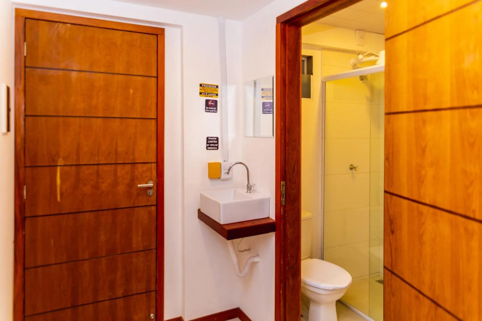 Toilet in Economy Hotel