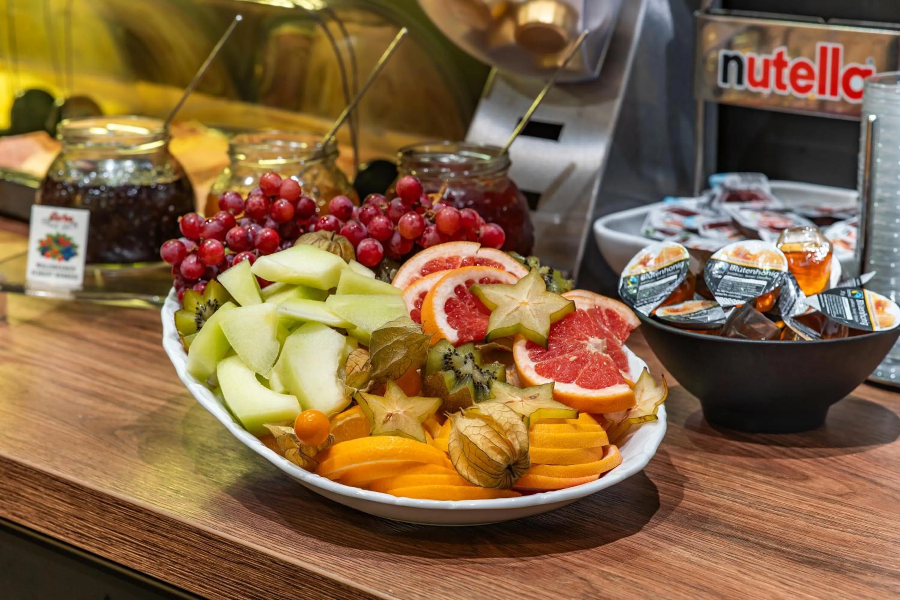 Buffet breakfast in Hotel Wettiner Hof