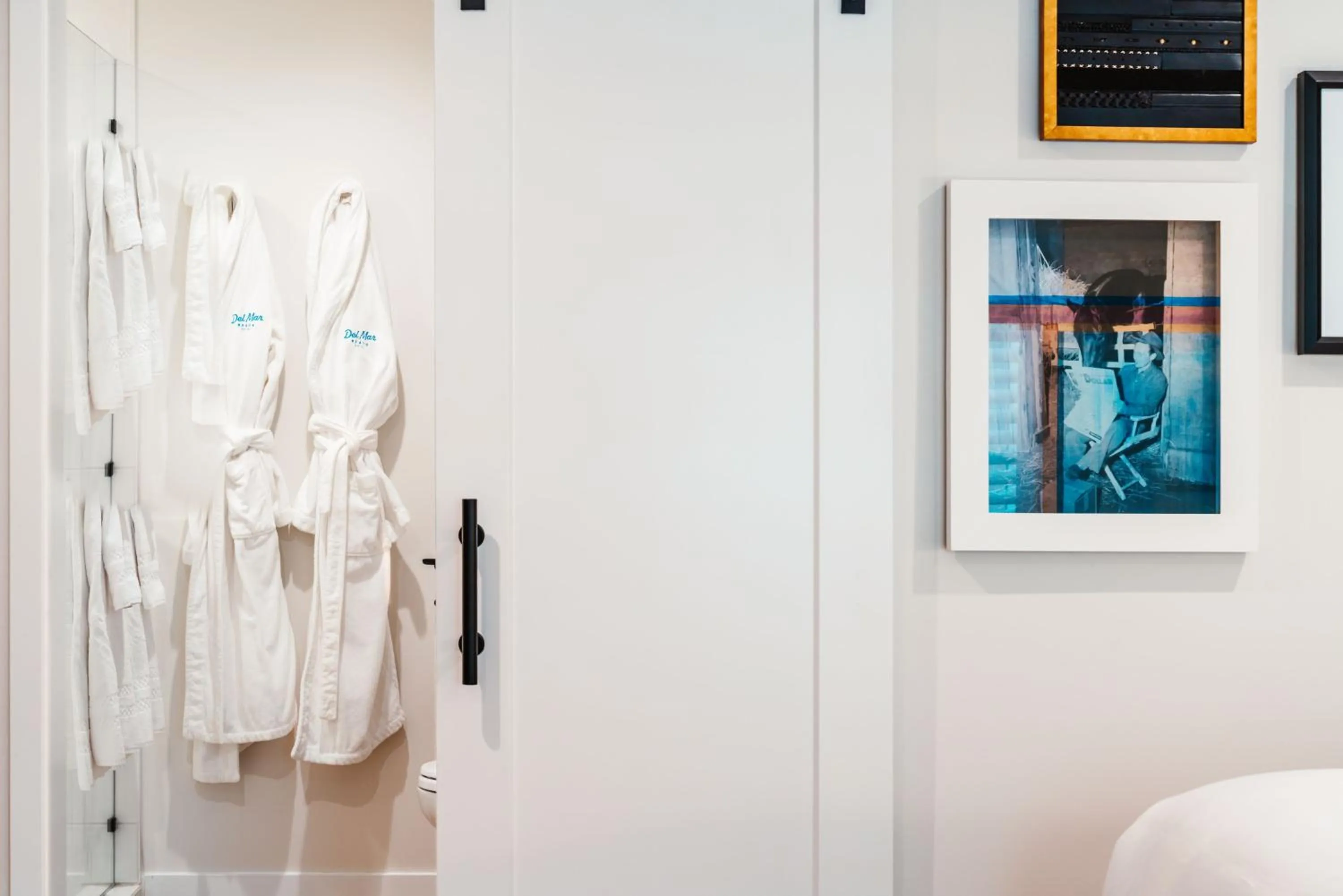 Bedroom in Del Mar Beach Hotel