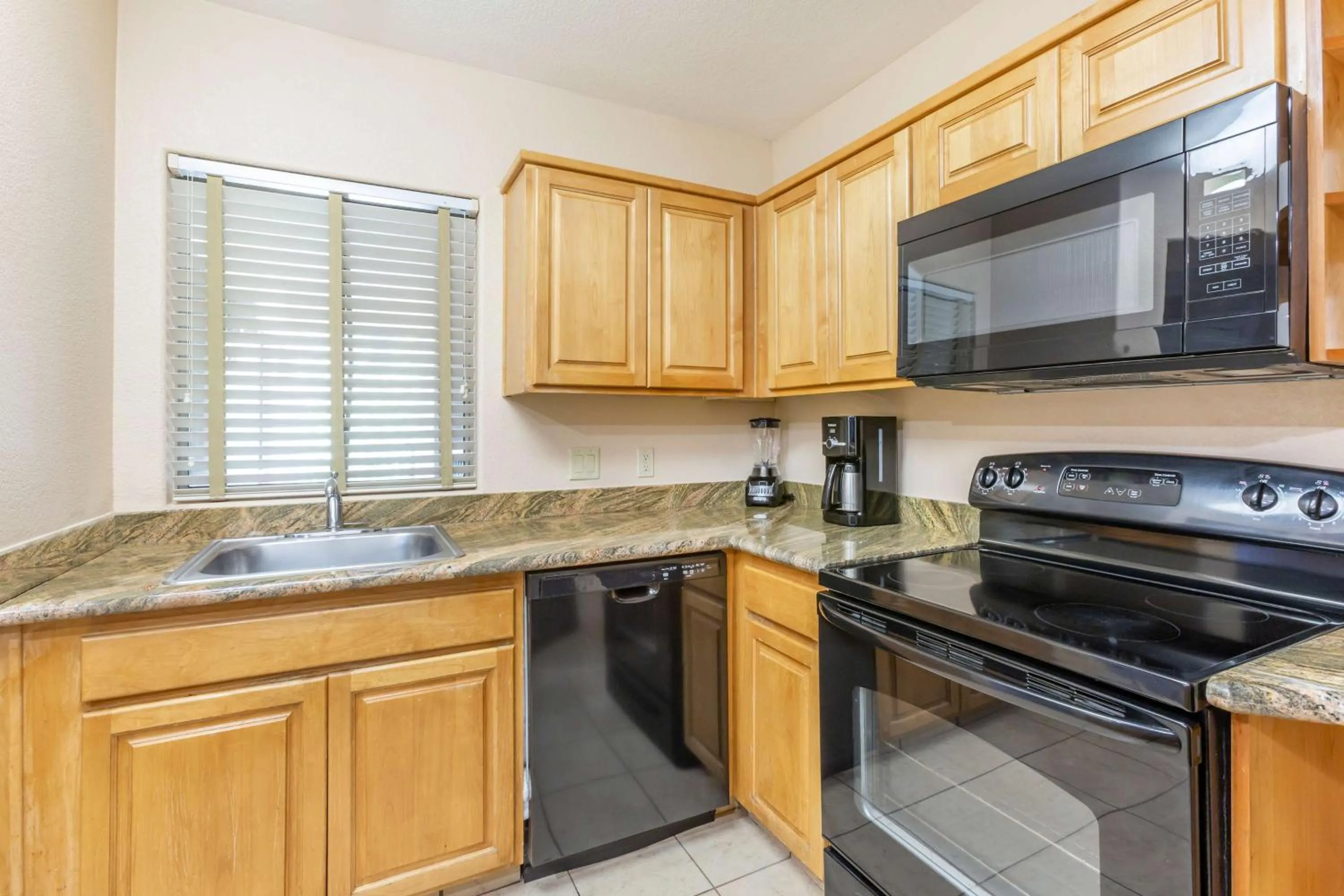 Coffee/tea facilities in Hilton Vacation Club Ridge on Sedona