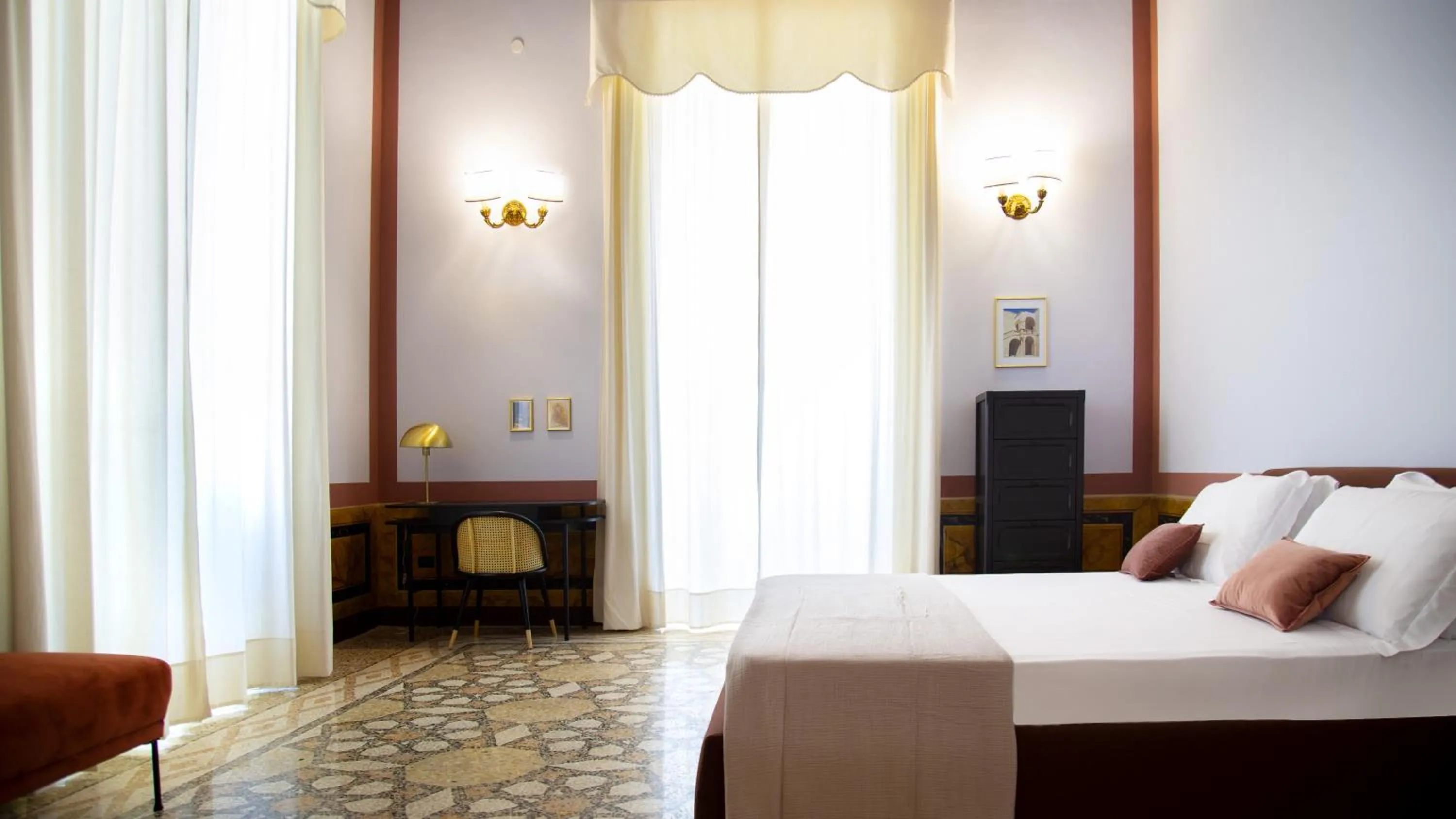 Bed in Palazzo Francesco Grassi