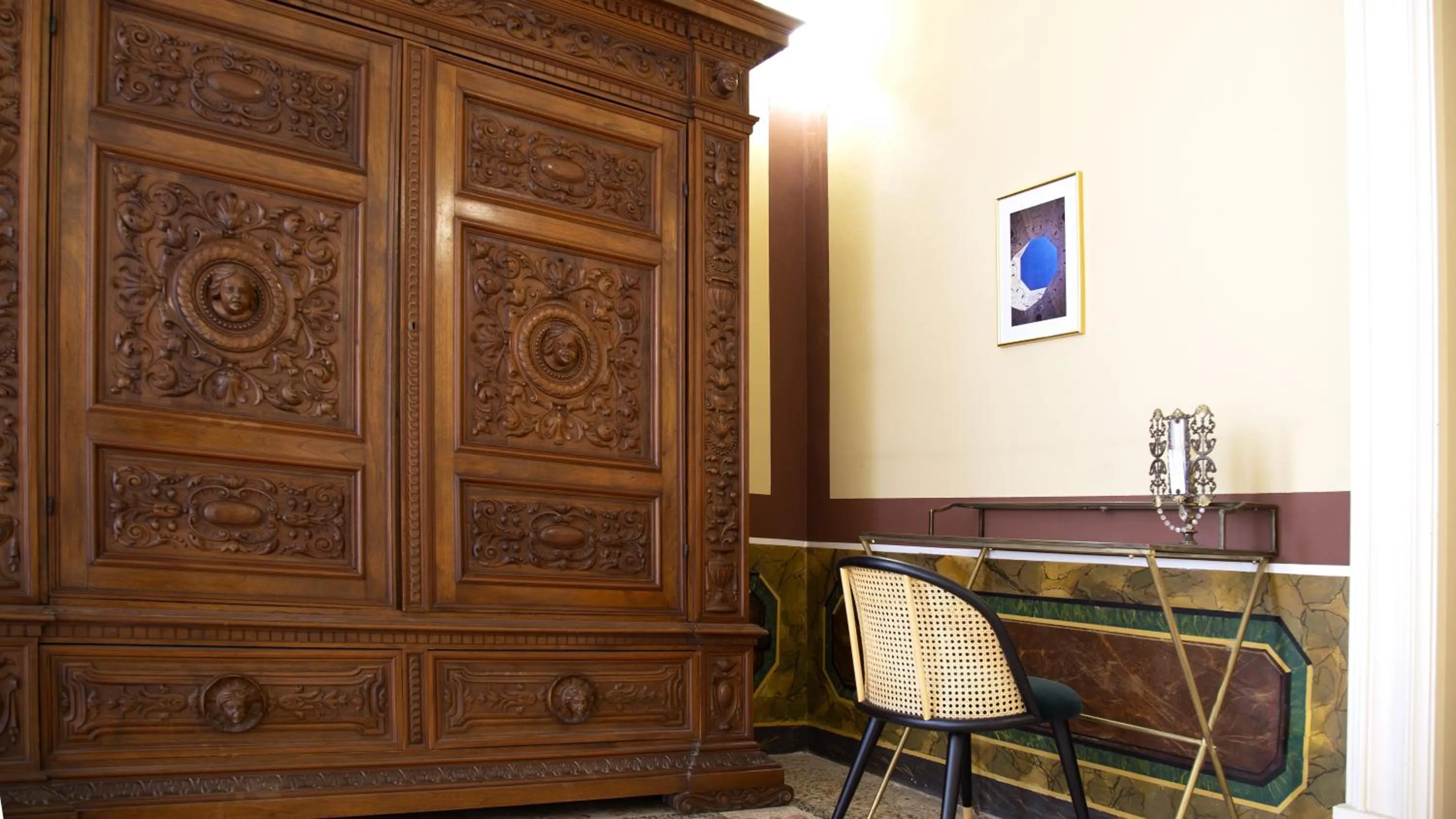 Decorative detail in Palazzo Francesco Grassi