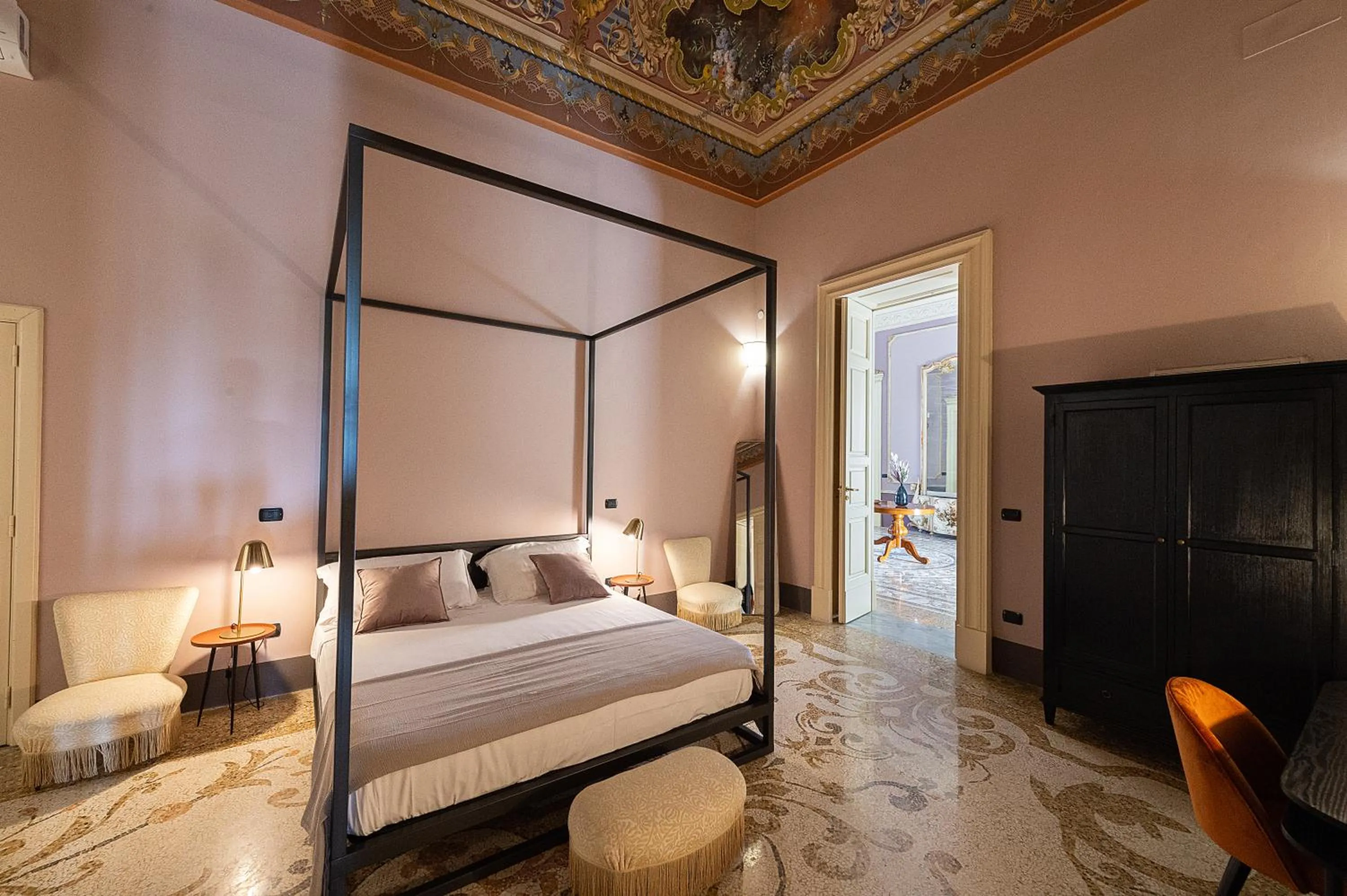 Photo of the whole room, Bed in Palazzo Francesco Grassi