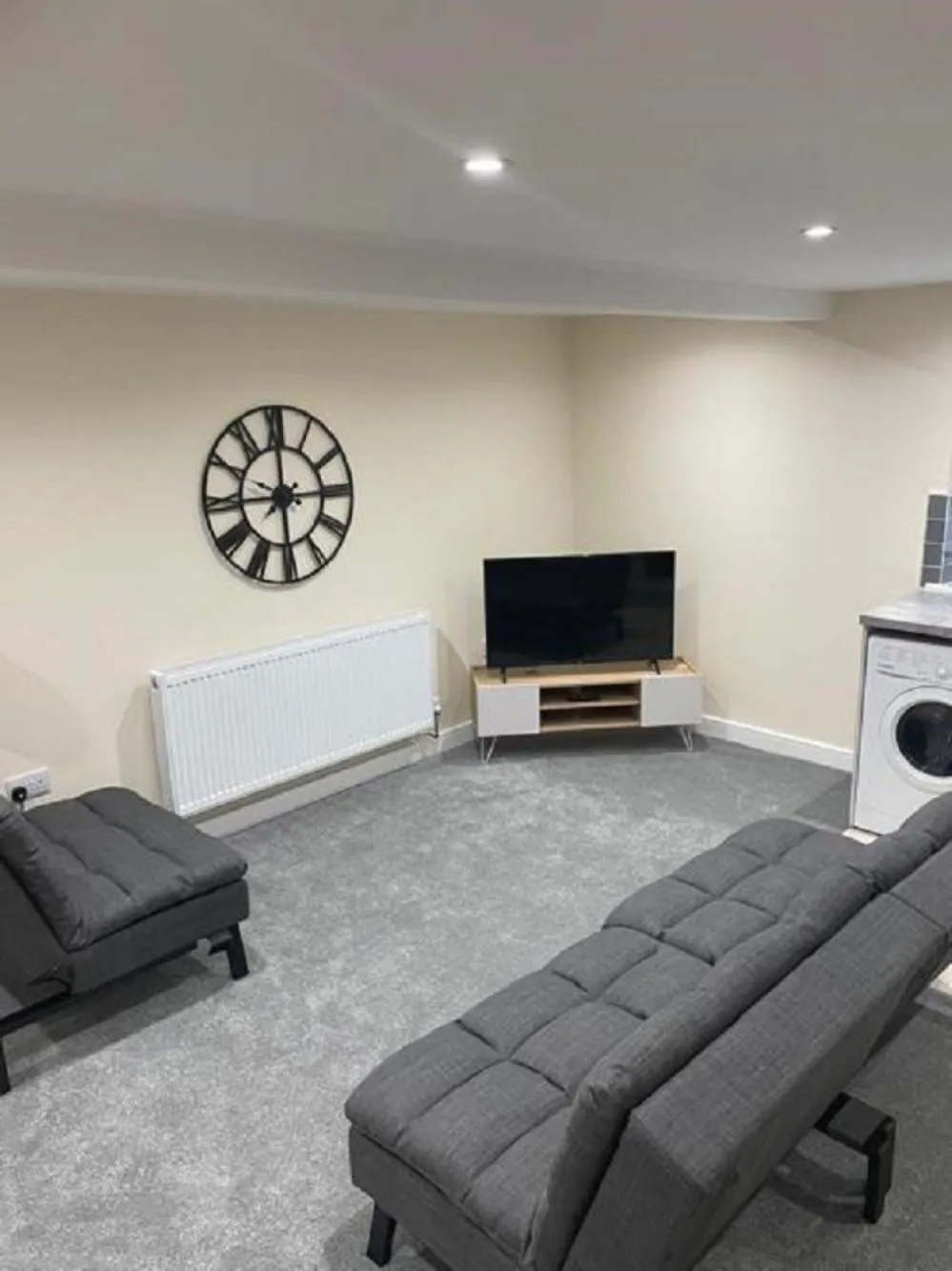 Bedroom, Seating Area in Seaview Luxury Apartments