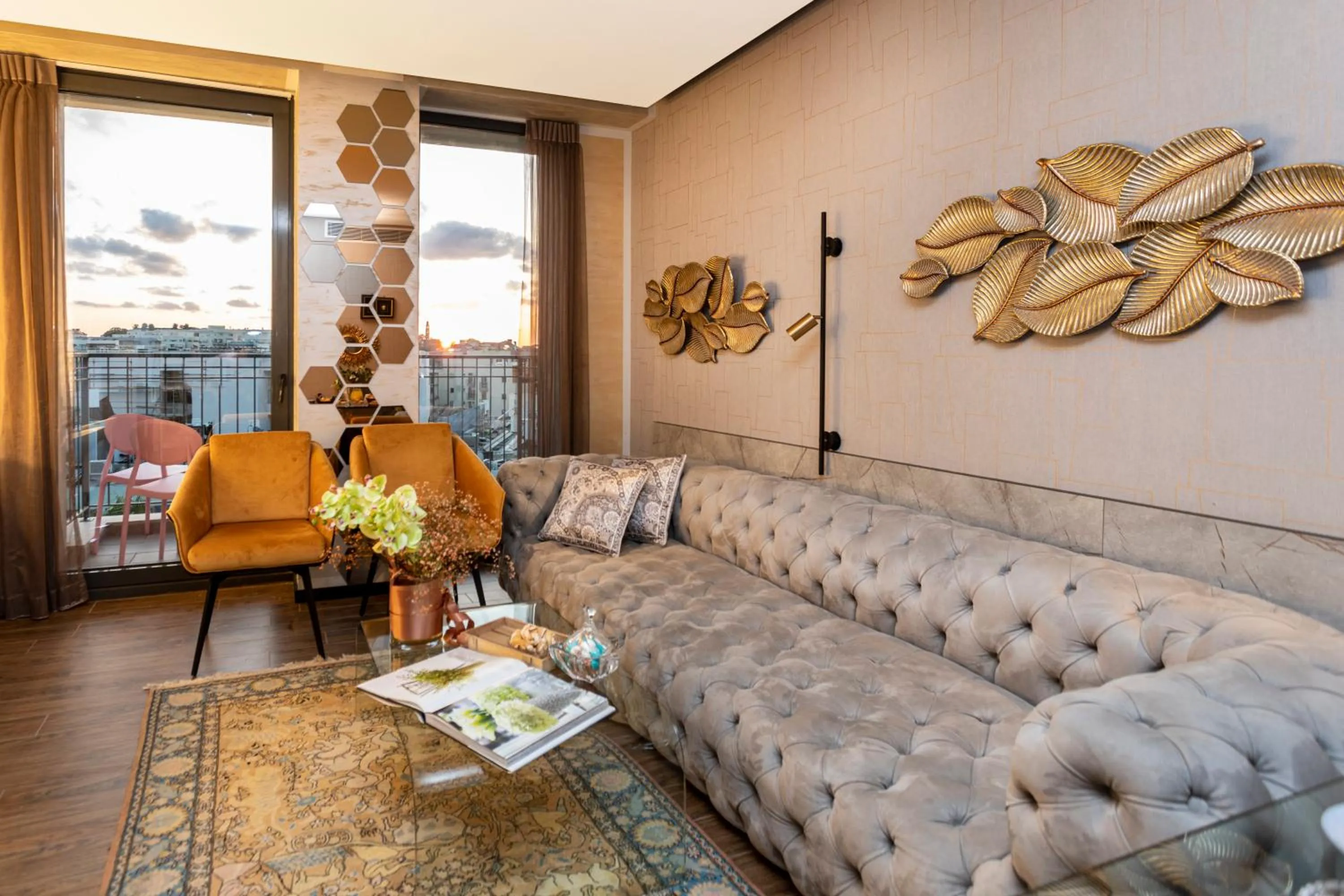 Communal lounge/ TV room in Numa Hotel Jaffa