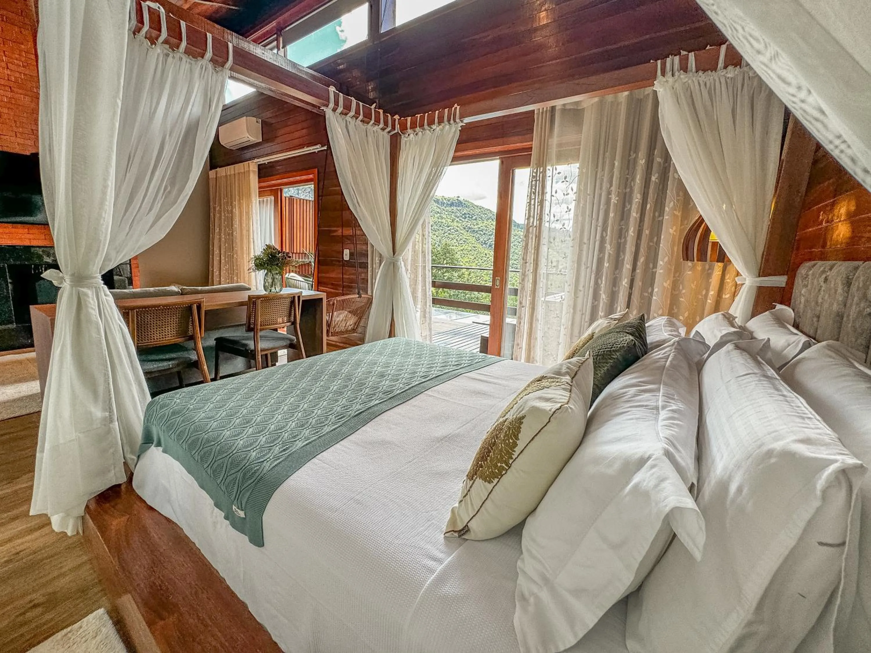 Photo of the whole room, Bed in Valle Ristretto - Exclusivo para Casais