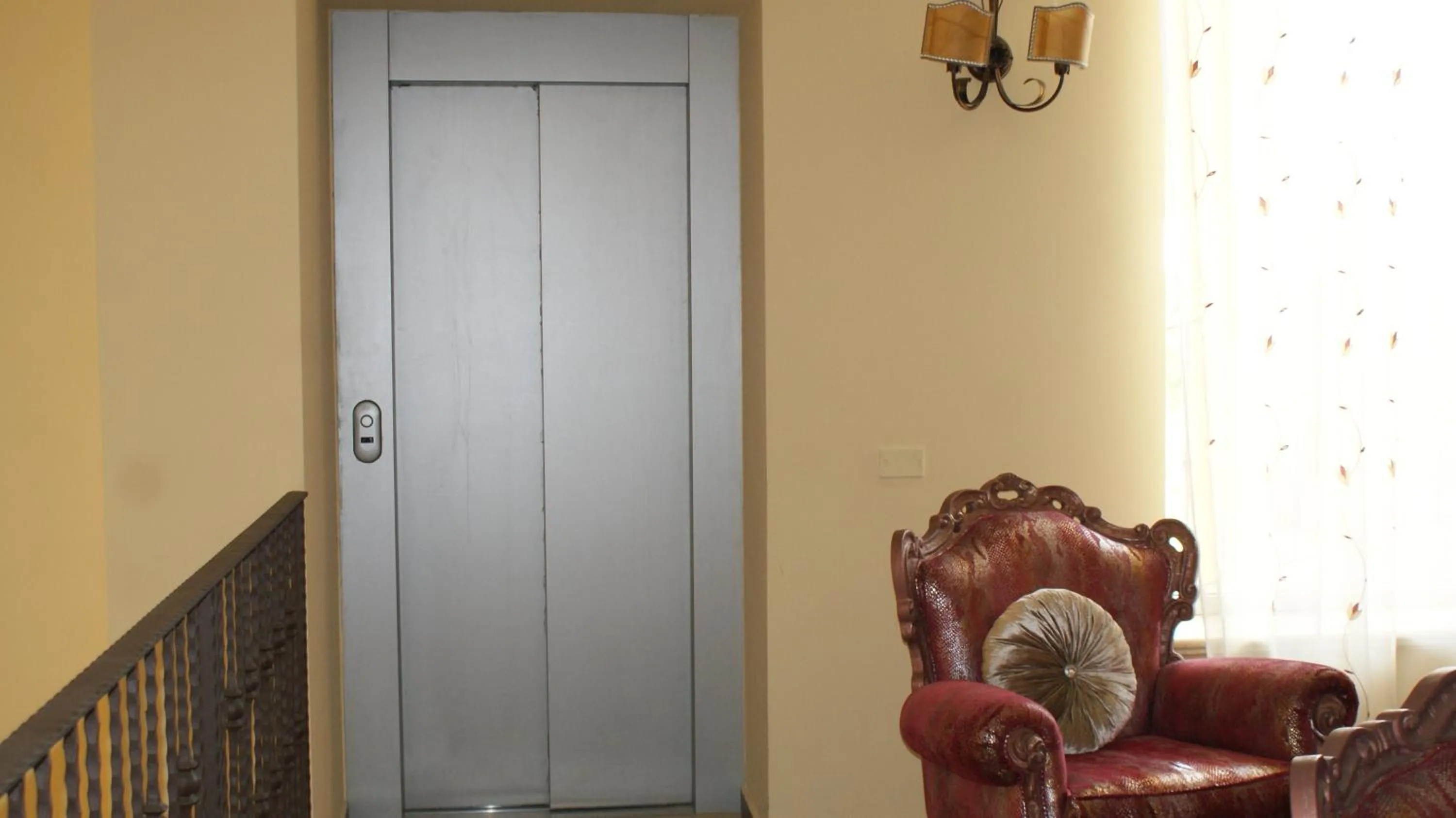 Living room in Mimí Hotel