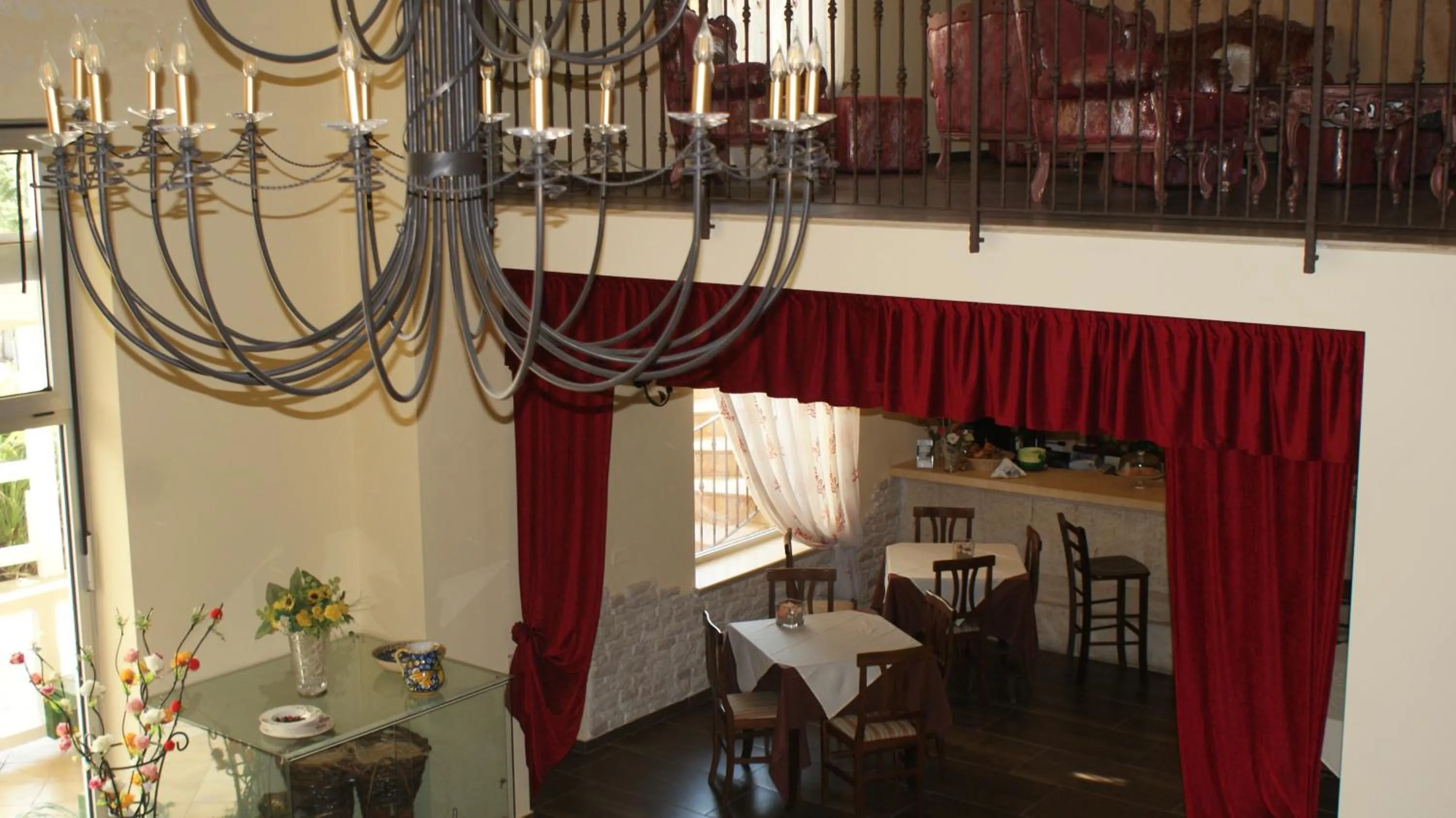 Lounge or bar in Mimí Hotel