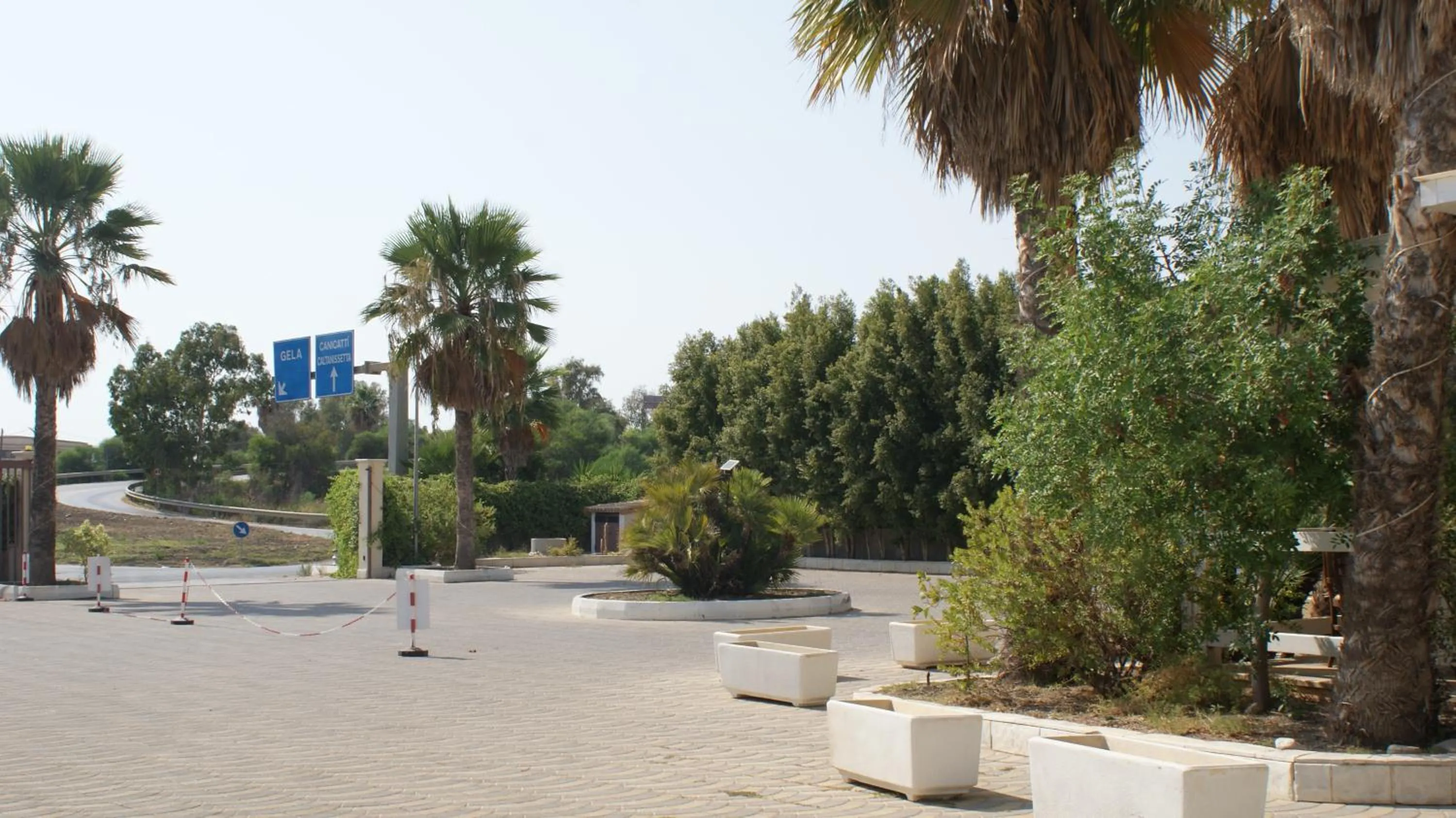 Property building in Mimí Hotel