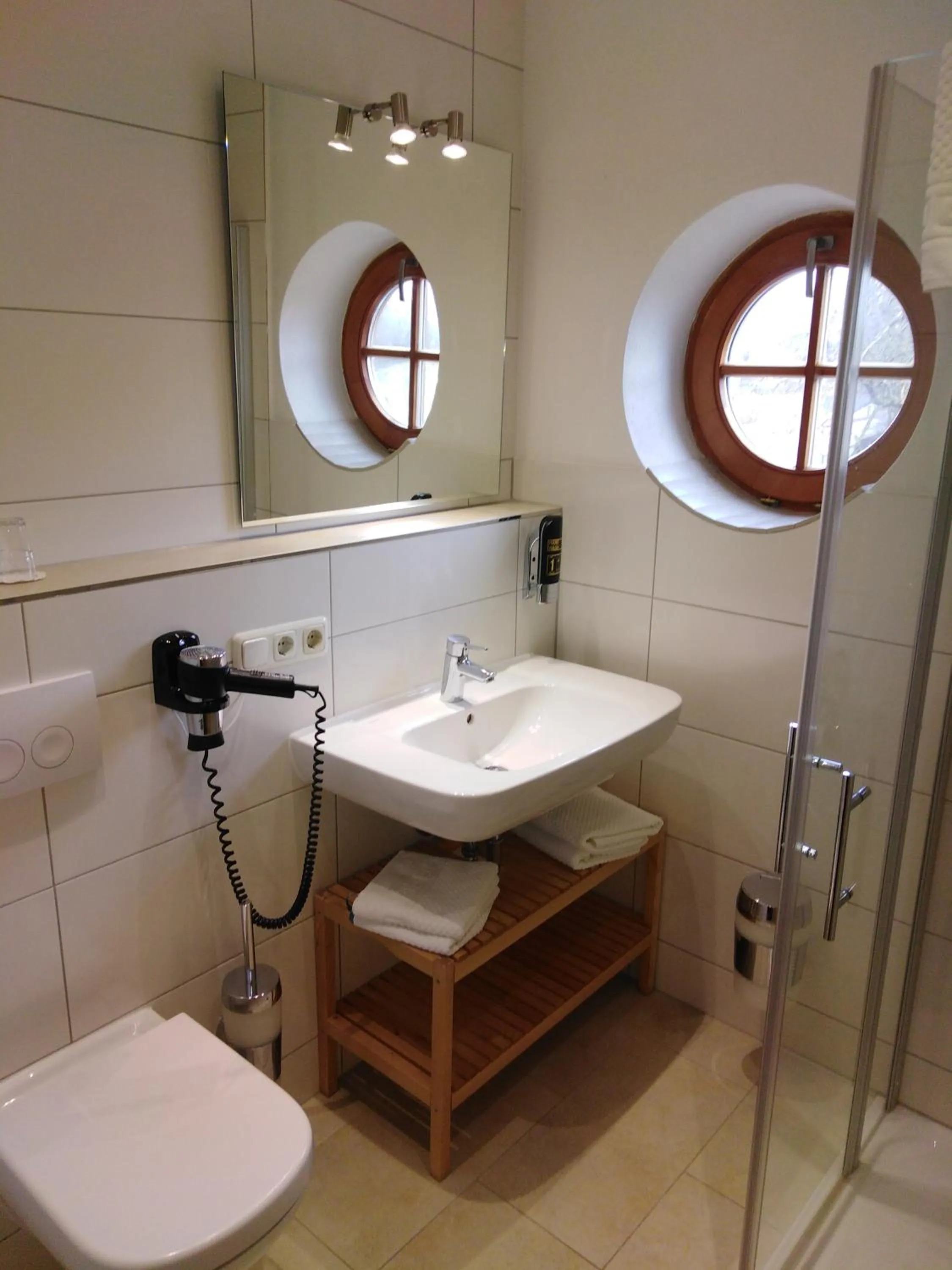 Photo of the whole room in Hotel Daimerwirt