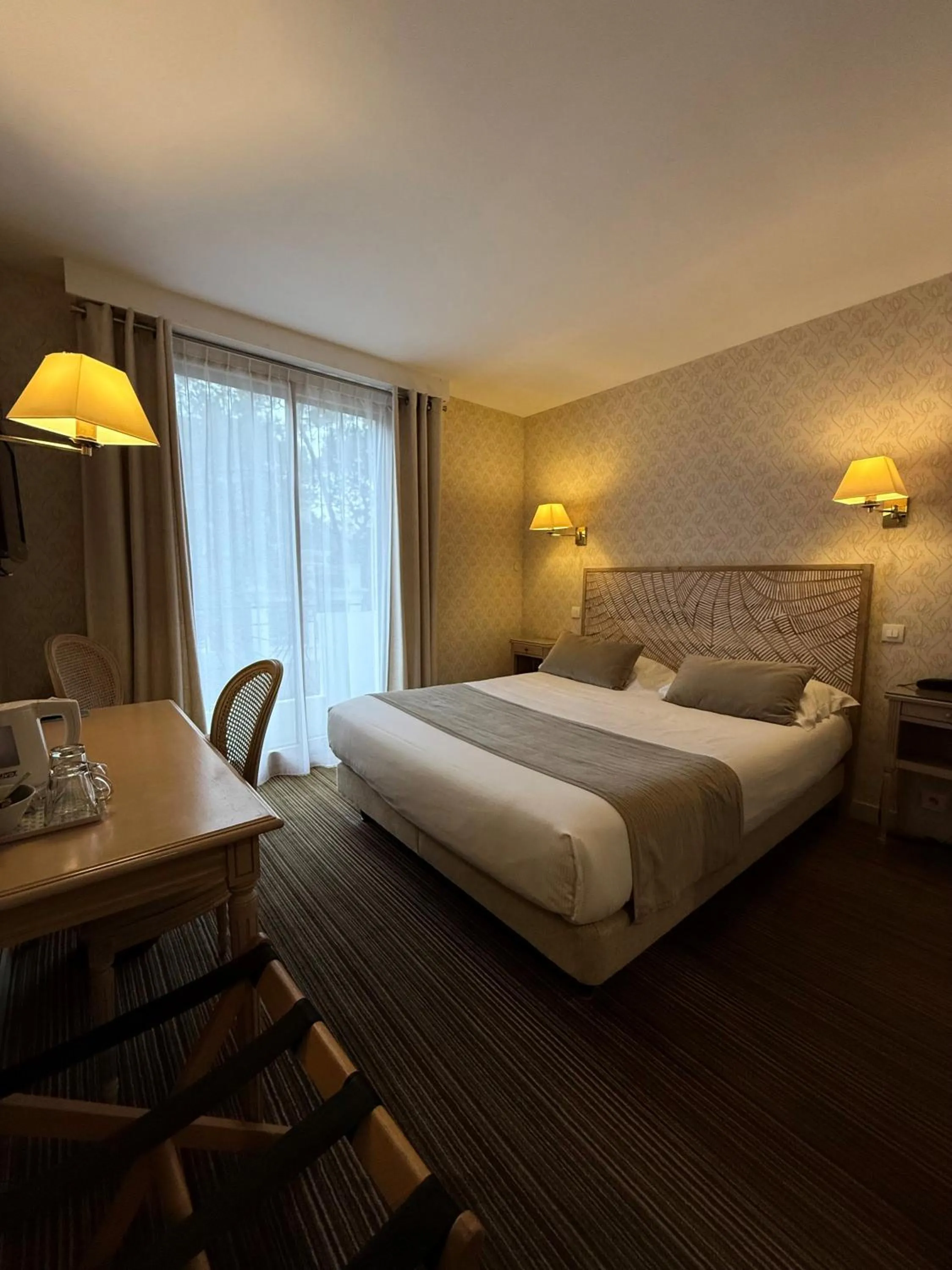 Bed in Hôtel Lutétia & Spa