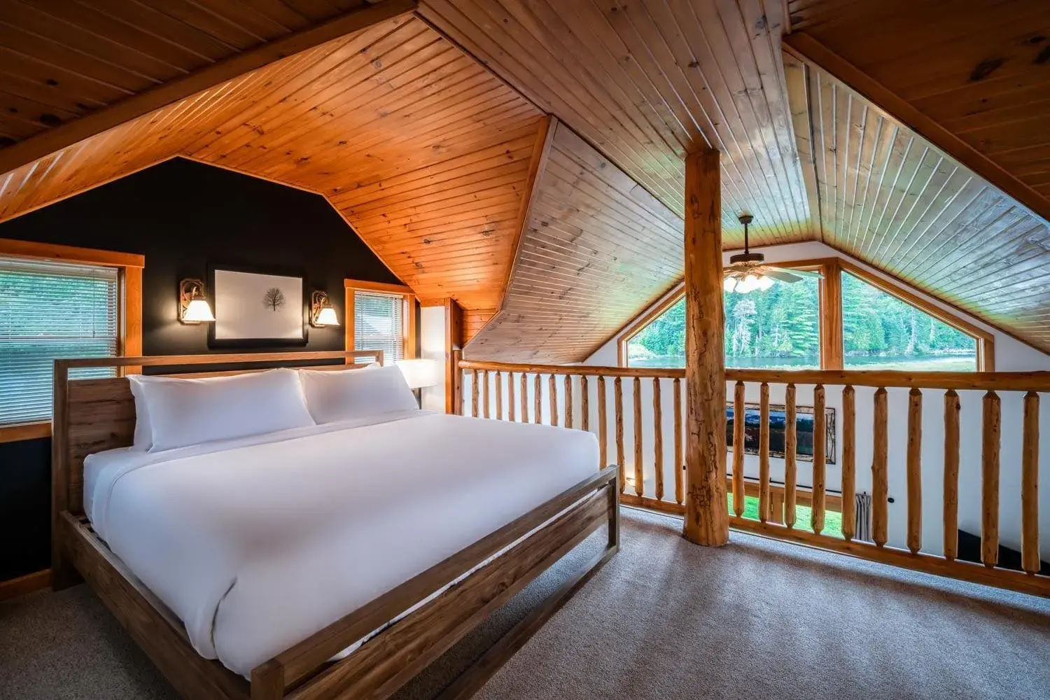 Bed in Placid Bay Hotel Bed in Placid Bay Hotel