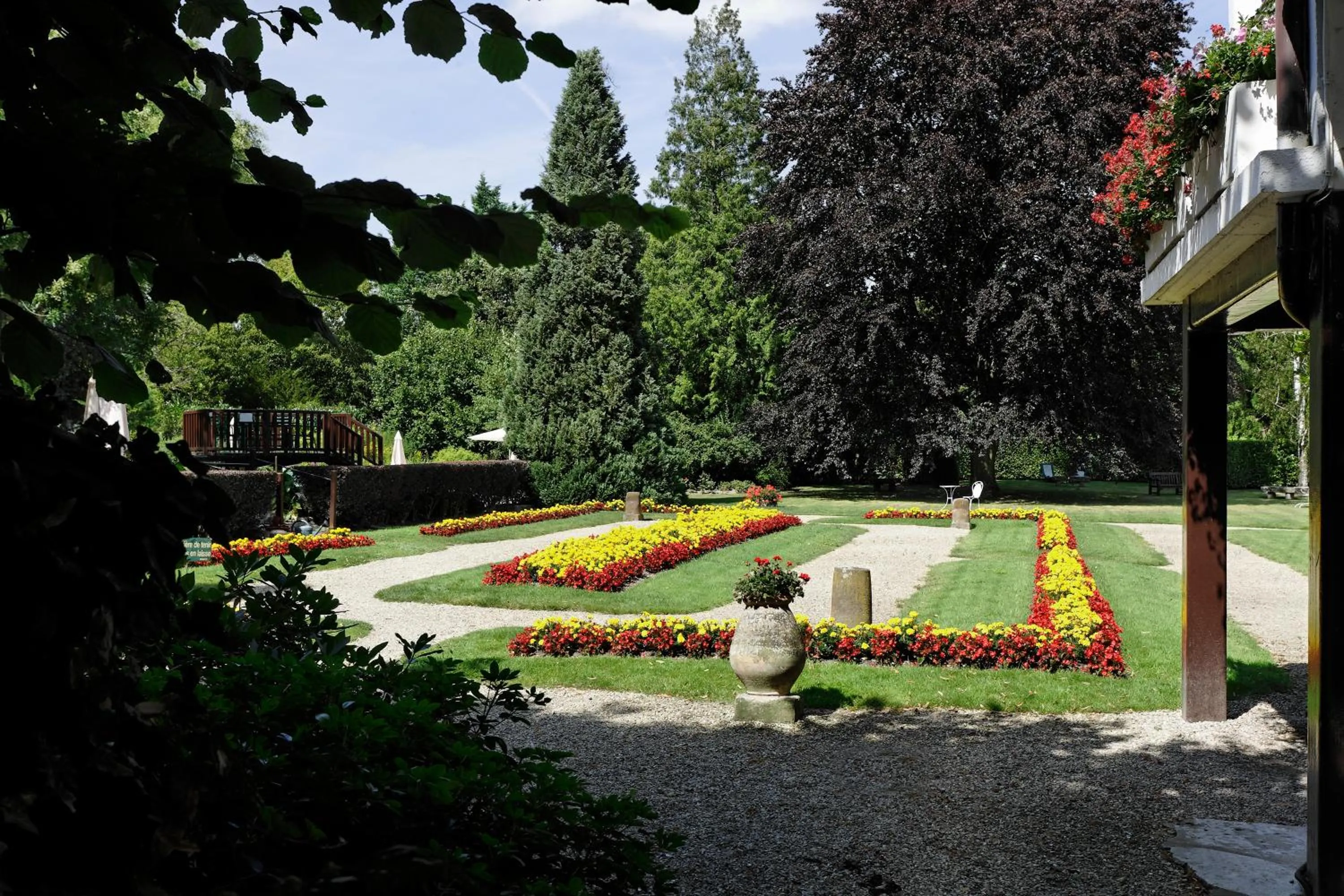 Garden in Hôtellerie Du Bas-Bréau