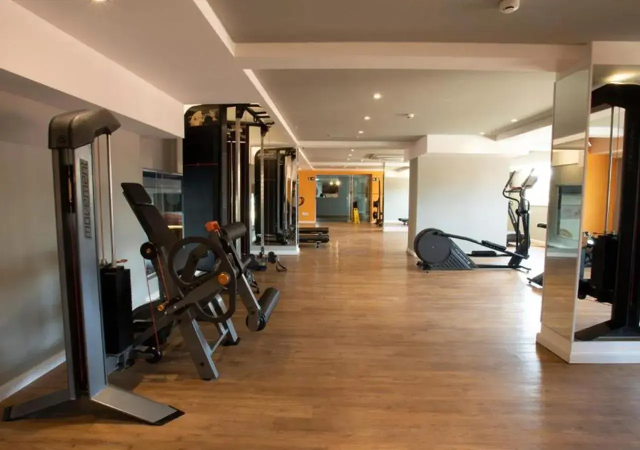Fitness centre/facilities in Hot Beach Suites Fitness centre/facilities in Hot Beach Suites