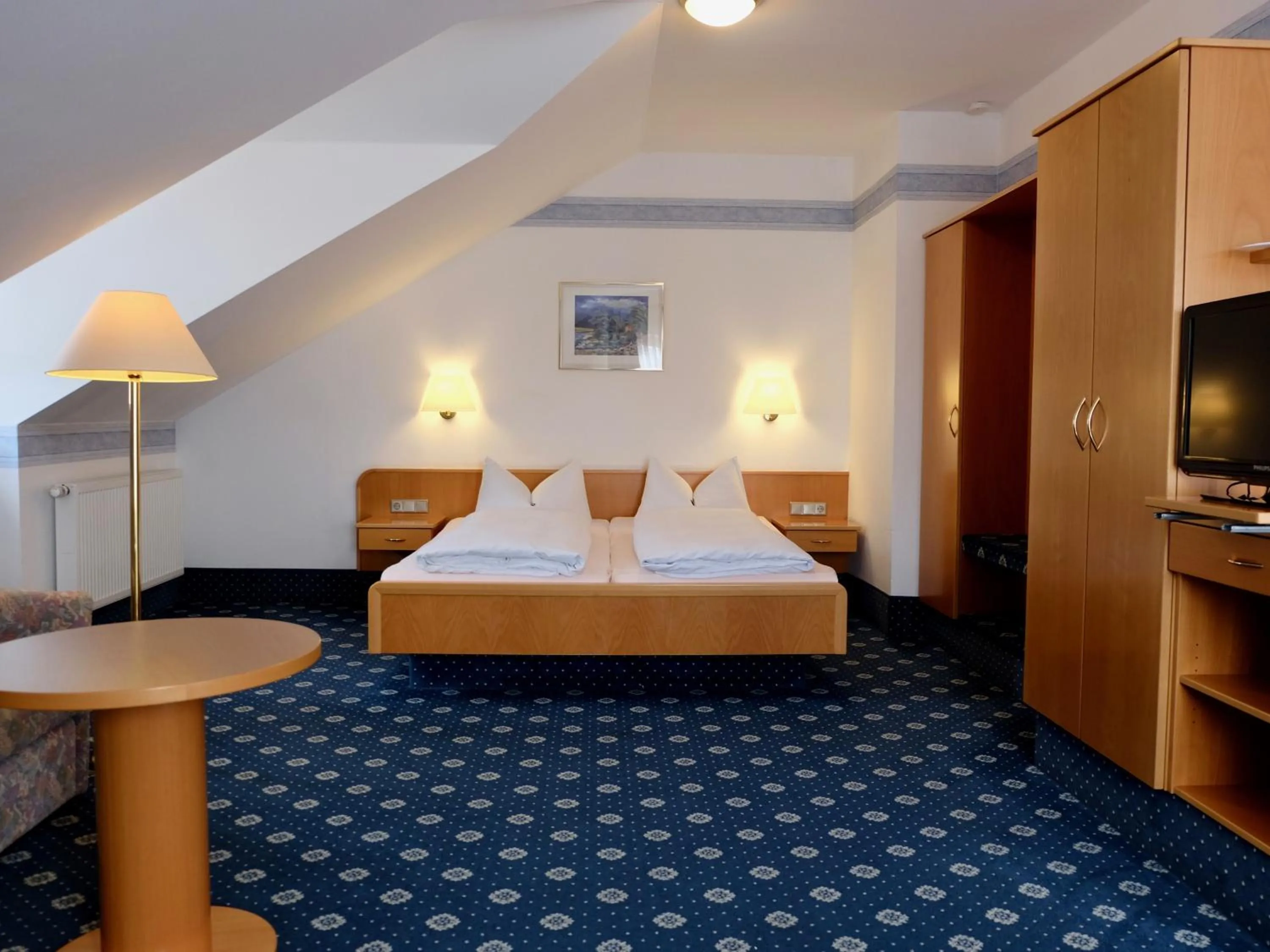 Photo of the whole room, Bed in Gästehaus Biedermann