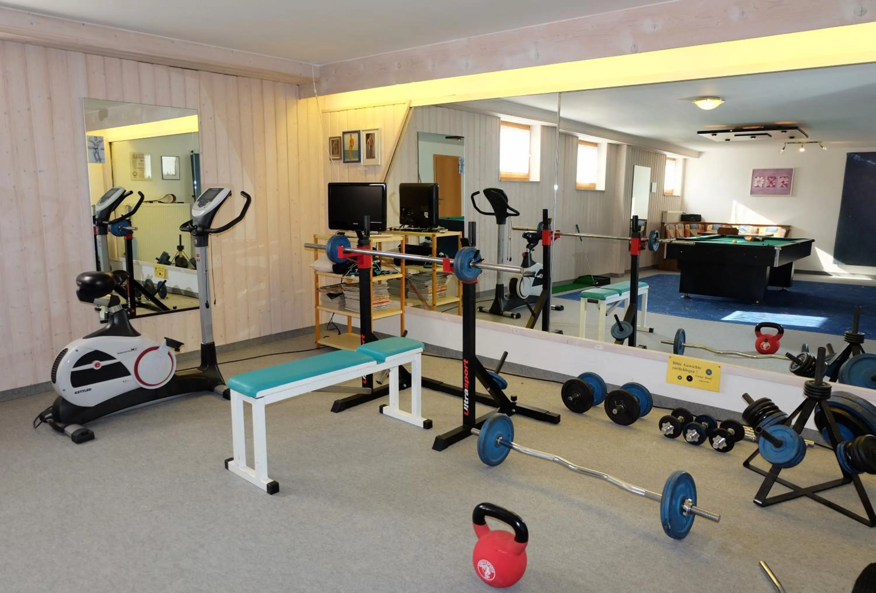 Billiard in Gästehaus Biedermann