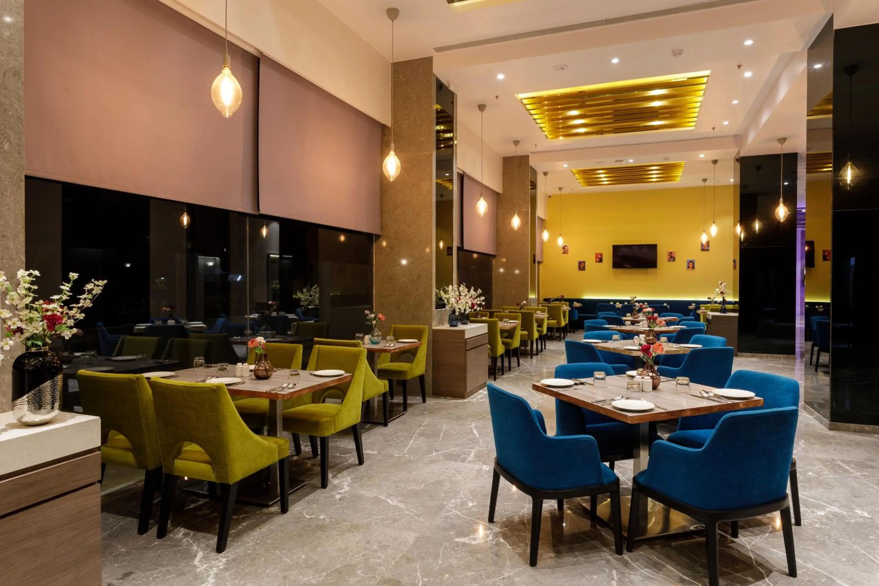 Restaurant/places to eat in Svenska Design Hotel Kakinada