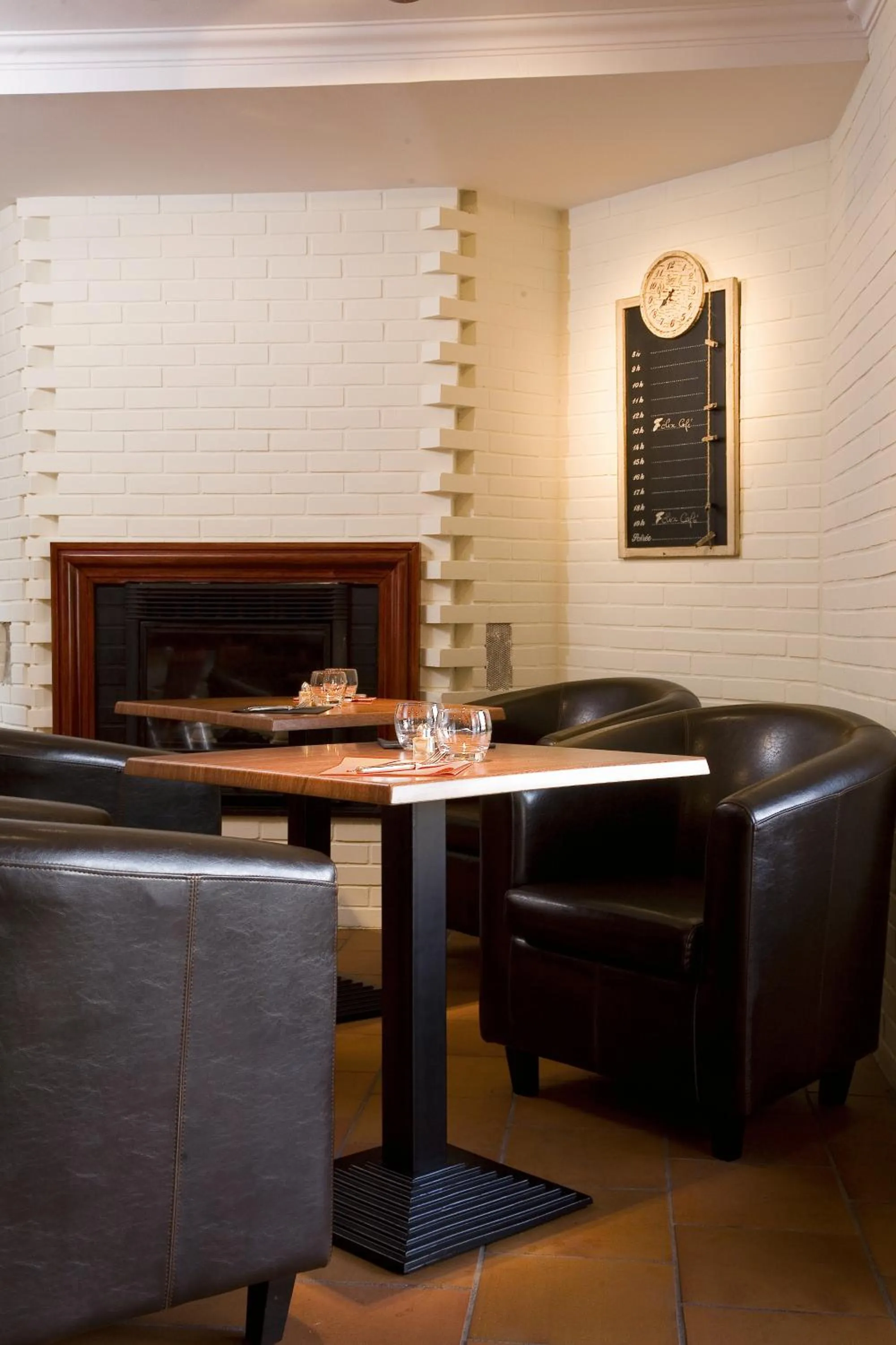 Restaurant/places to eat in Logis Les Provinciales