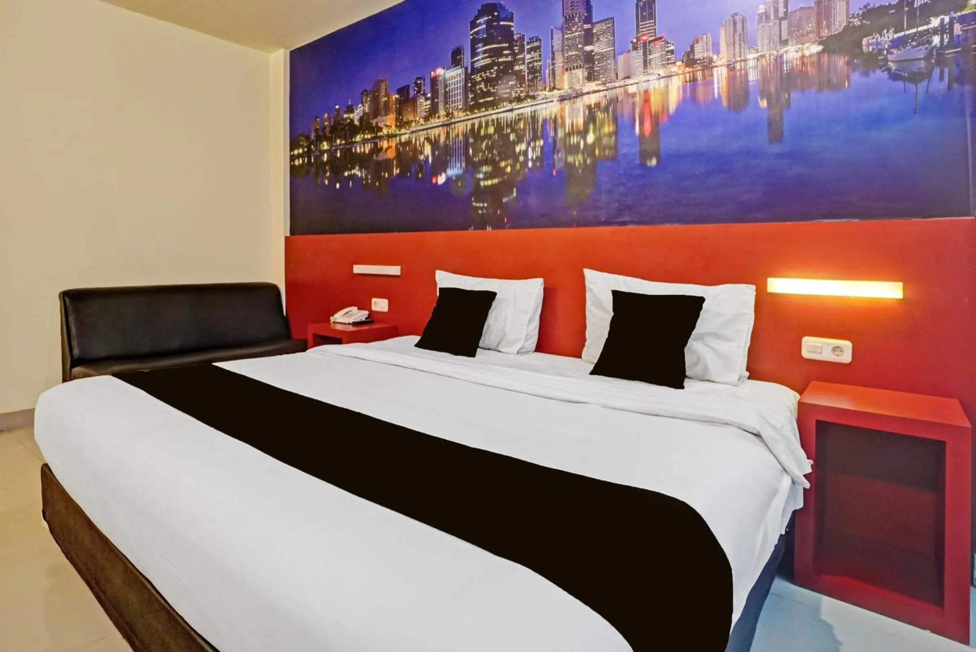 Bedroom, Bed in Townhouse Oak Malang near ITN Malang formerly Fariz Hotel Singosari