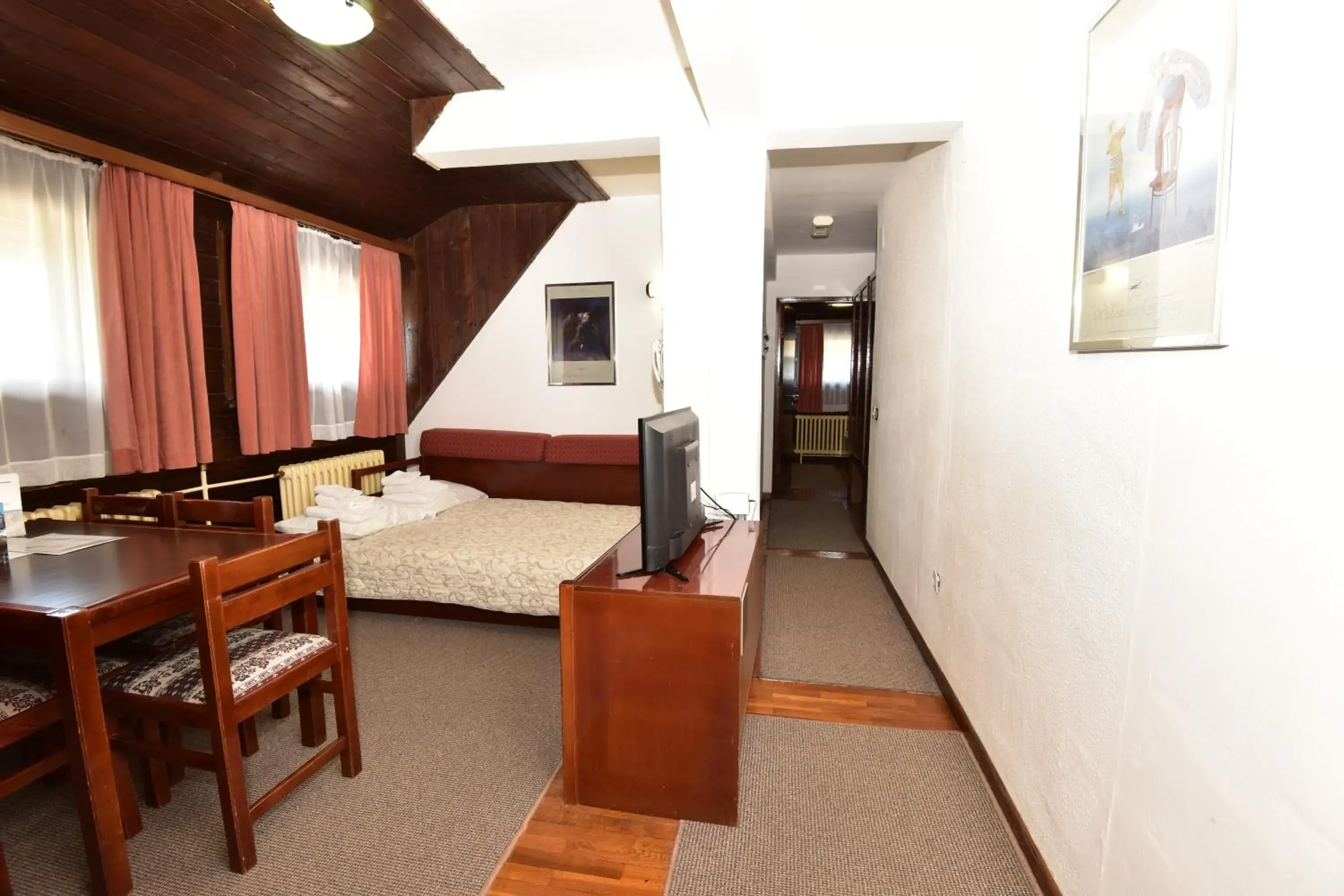 One-Bedroom Apartment in Apartments JAT Kopaonik One-Bedroom Apartment in Apartments JAT Kopaonik