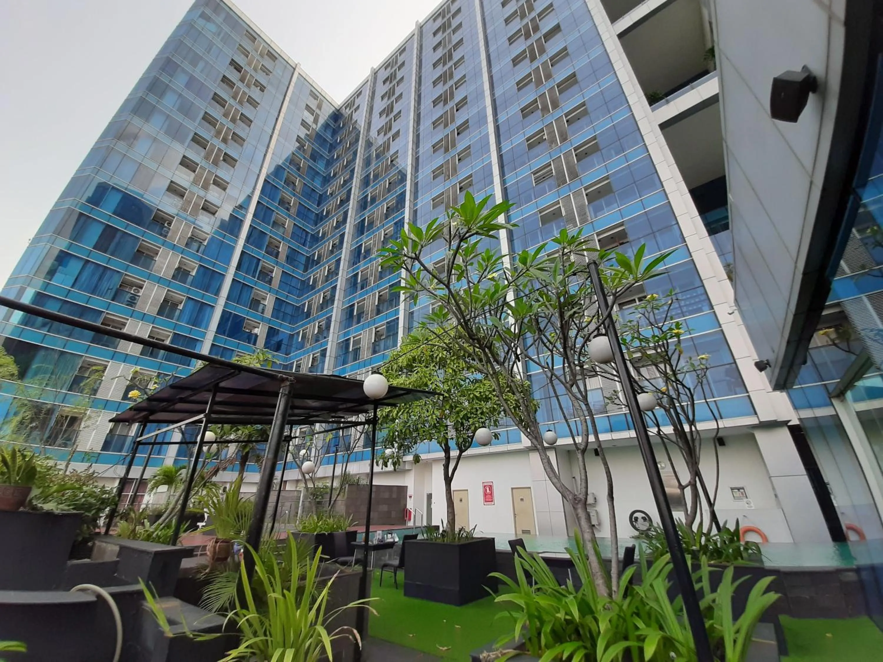 Property building in Cozy Tamansari Hive Cawang by Bonzela Property