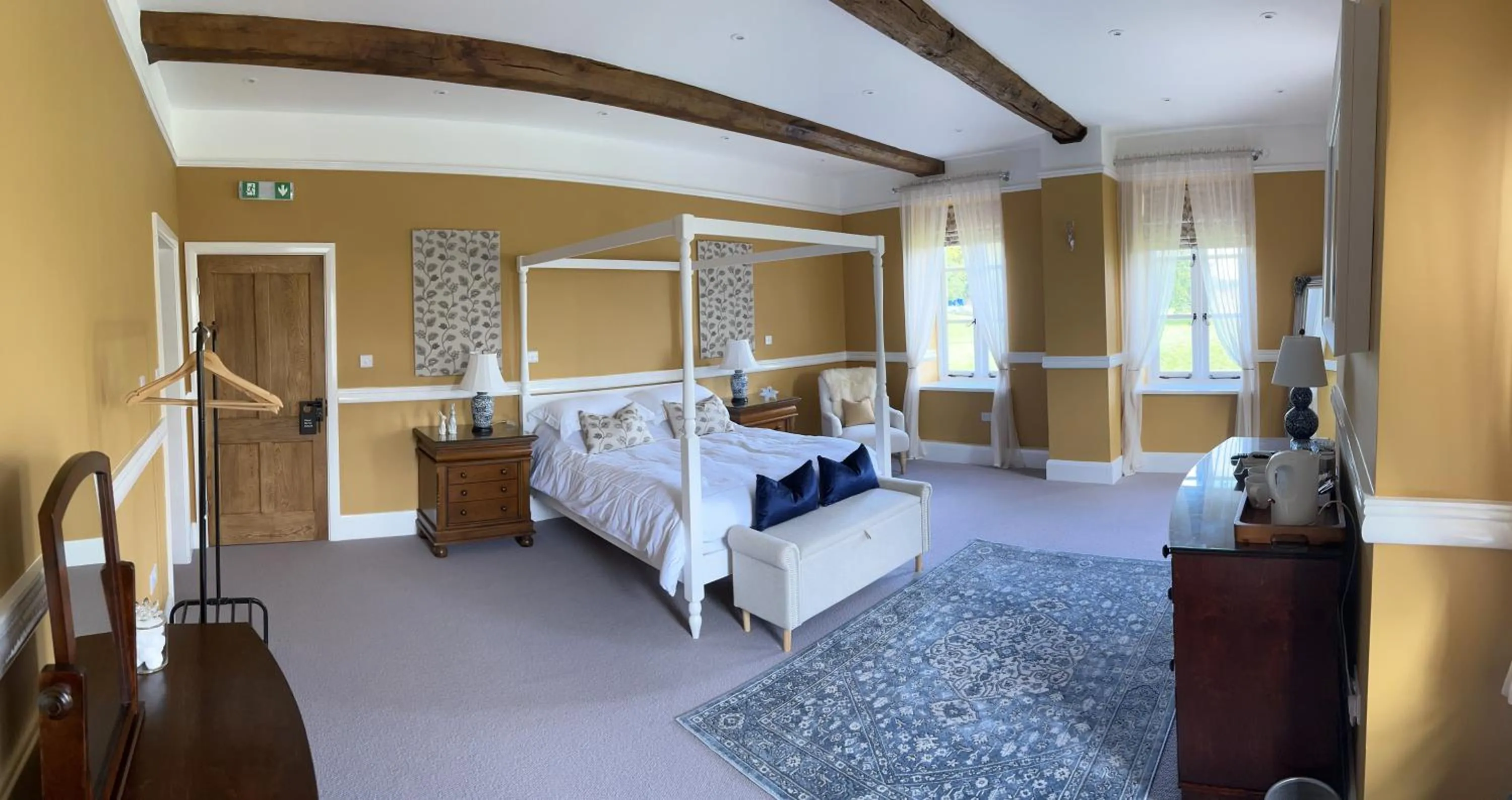 King Room with Garden View in Winsley Park Farm