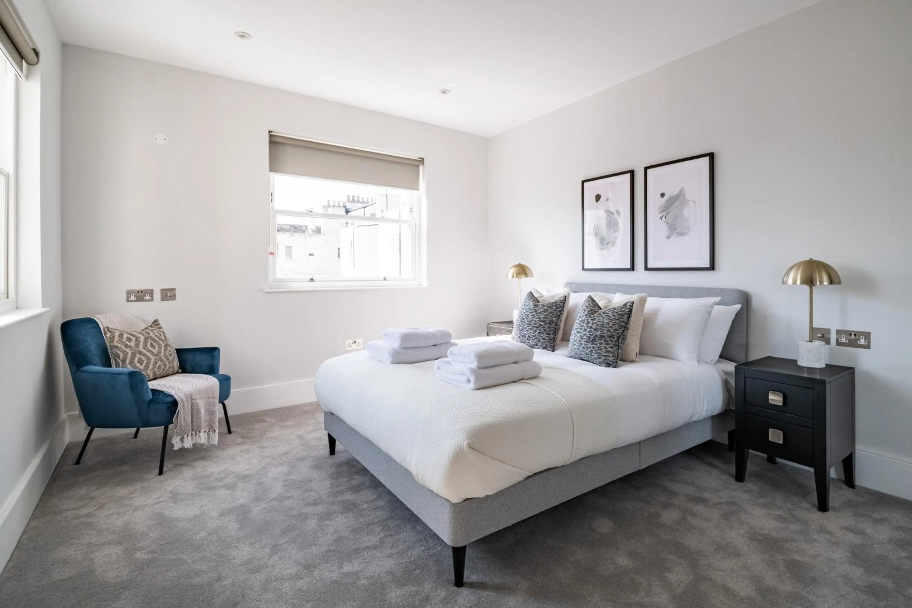 Bedroom in No. 2 Queensberry Place by Stayo