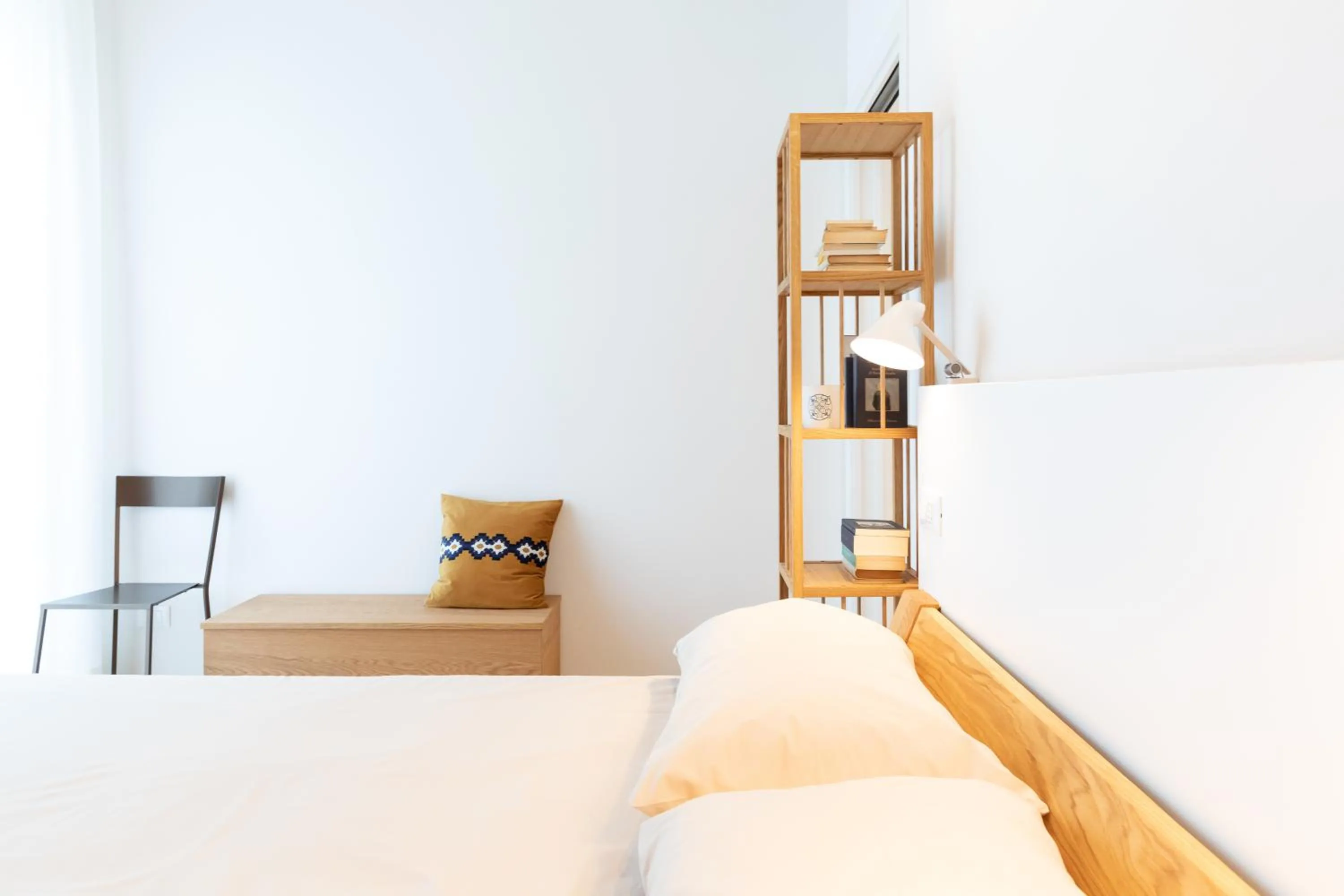 Bed in Hostmate - Milano - Via Birolli