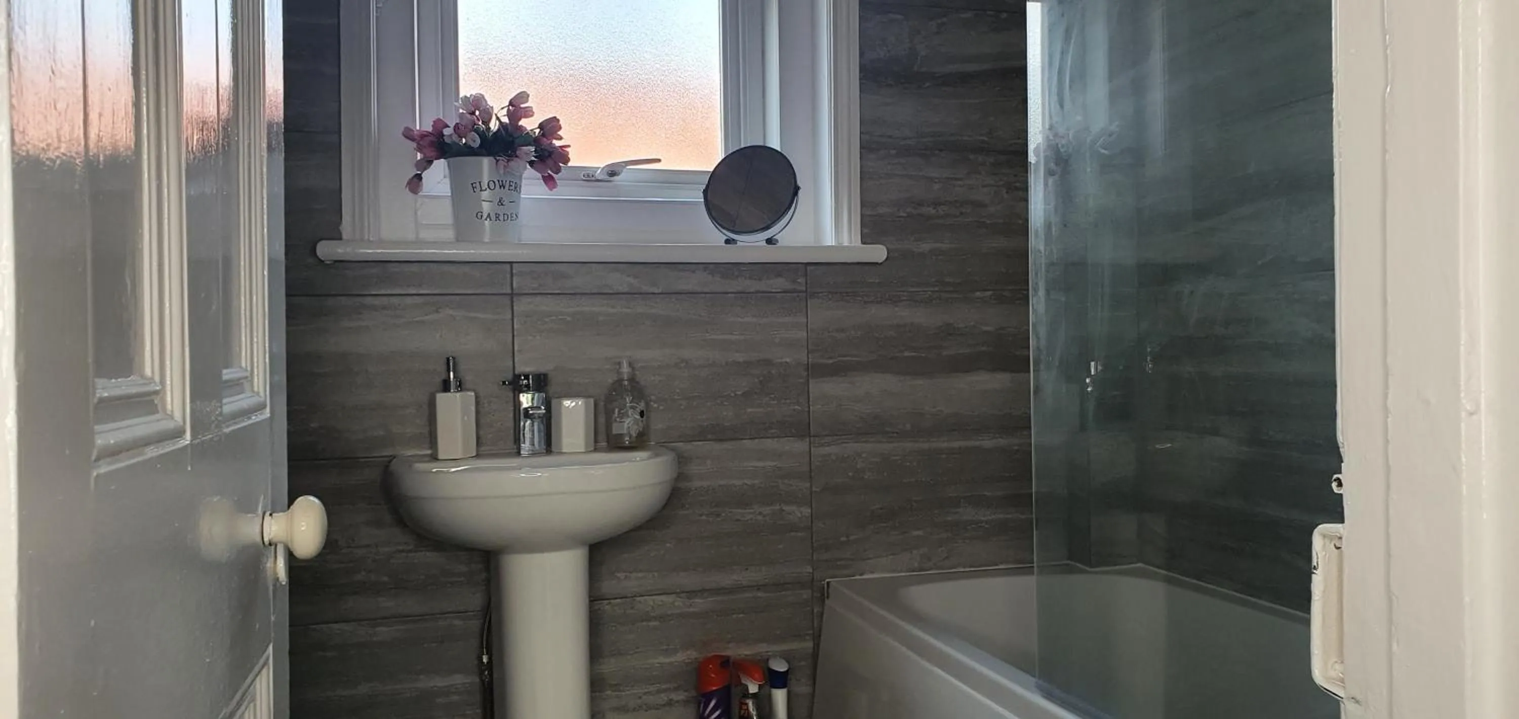 Bathroom in The Beverley Suite