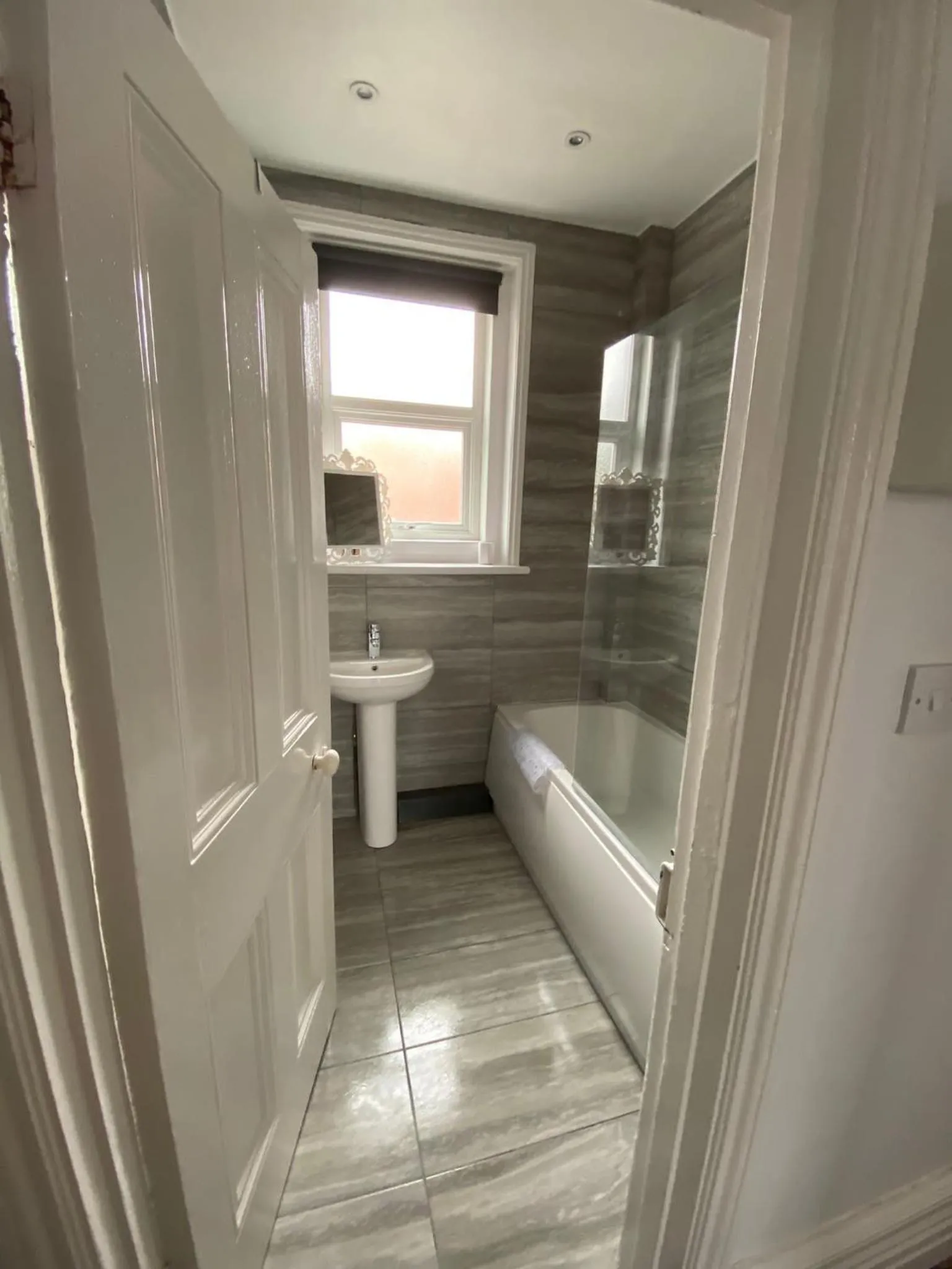 Bathroom in The Beverley Suite