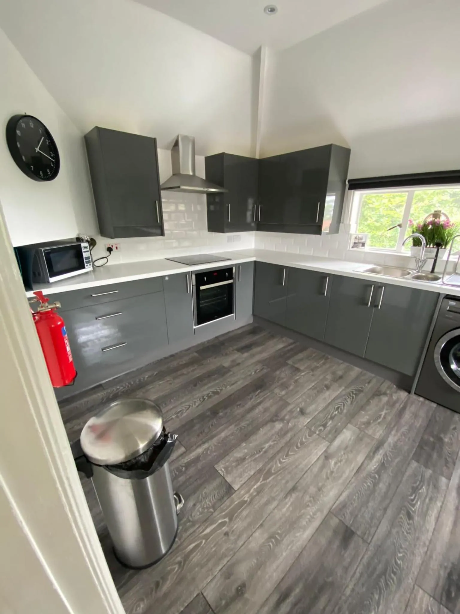 Kitchen or kitchenette in The Beverley Suite