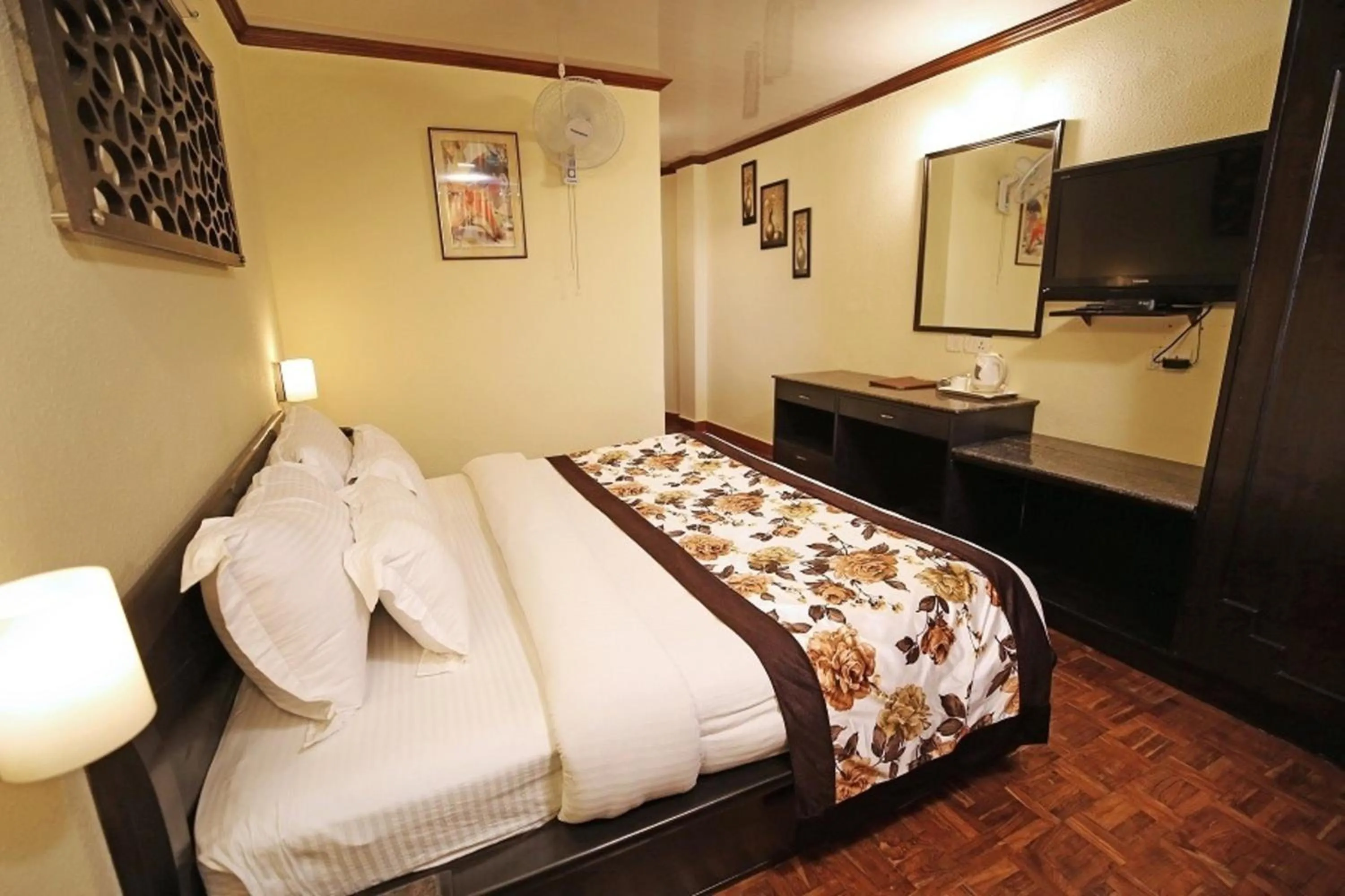 Bed in De Vivendi Resorts, Manali with 35000 Sqft Open Lawn