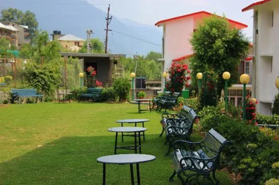 Garden in De Vivendi Resorts, Manali with 35000 Sqft Open Lawn