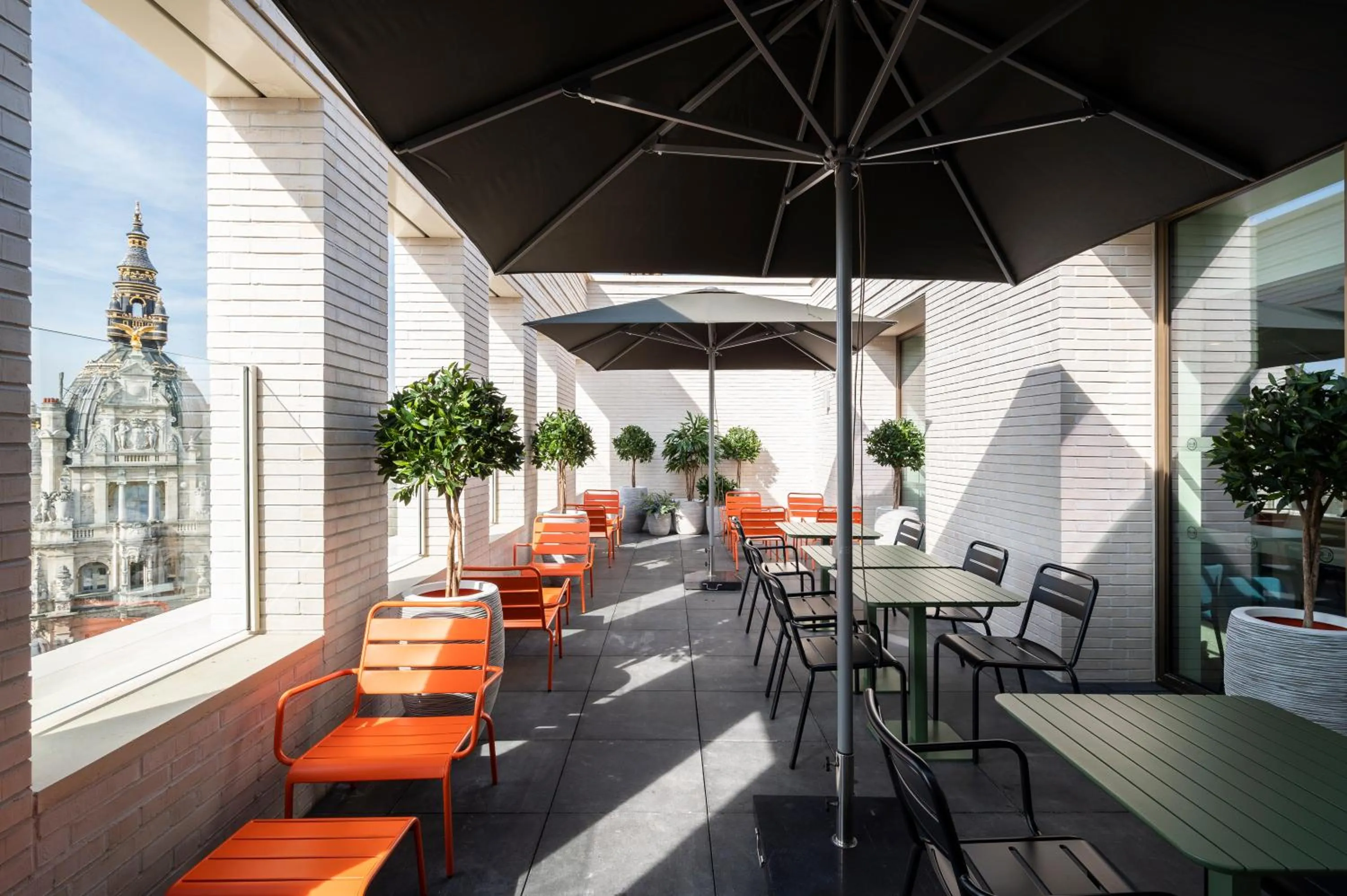 Patio in B&B HOTEL Antwerpen Centrum