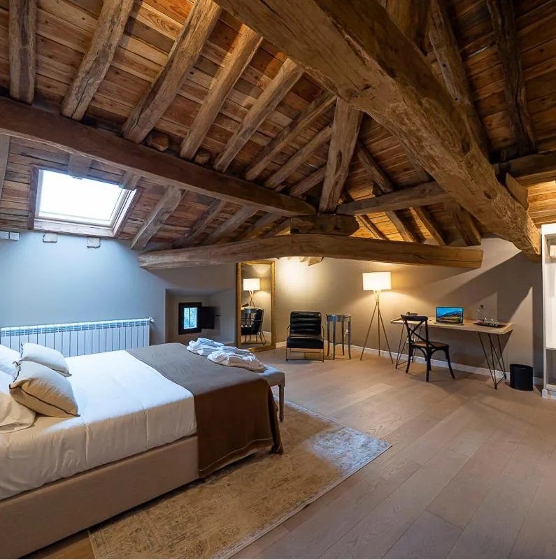 Bed in Hotel Palacio De Luko