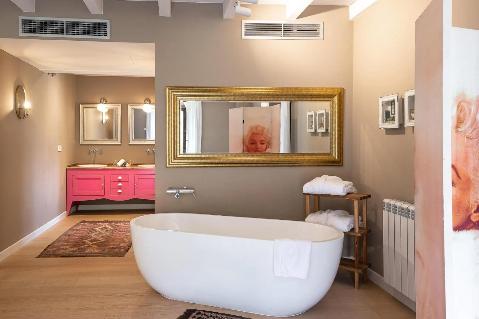 Bed in Hotel Palacio De Luko