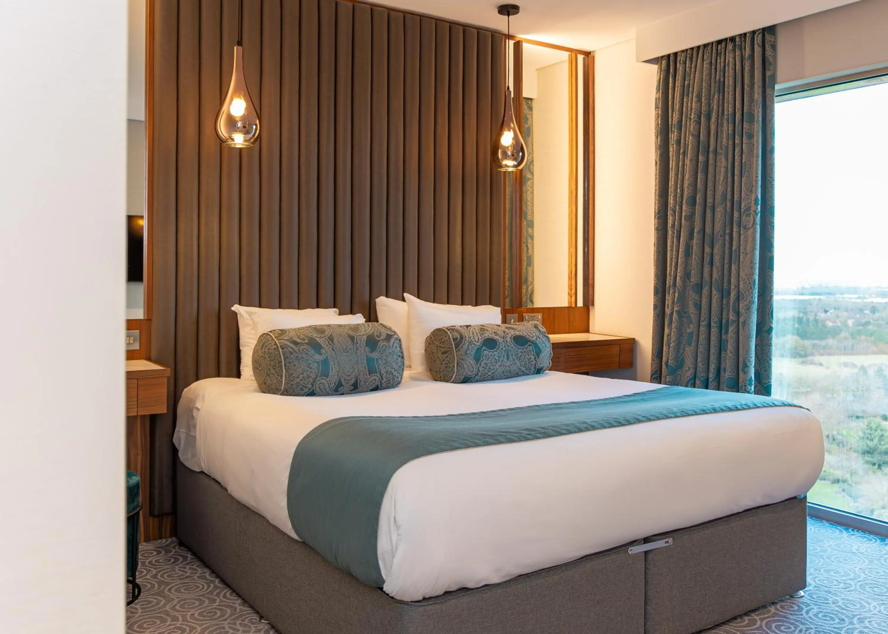 Bedroom, Bed in Hotel La Tour