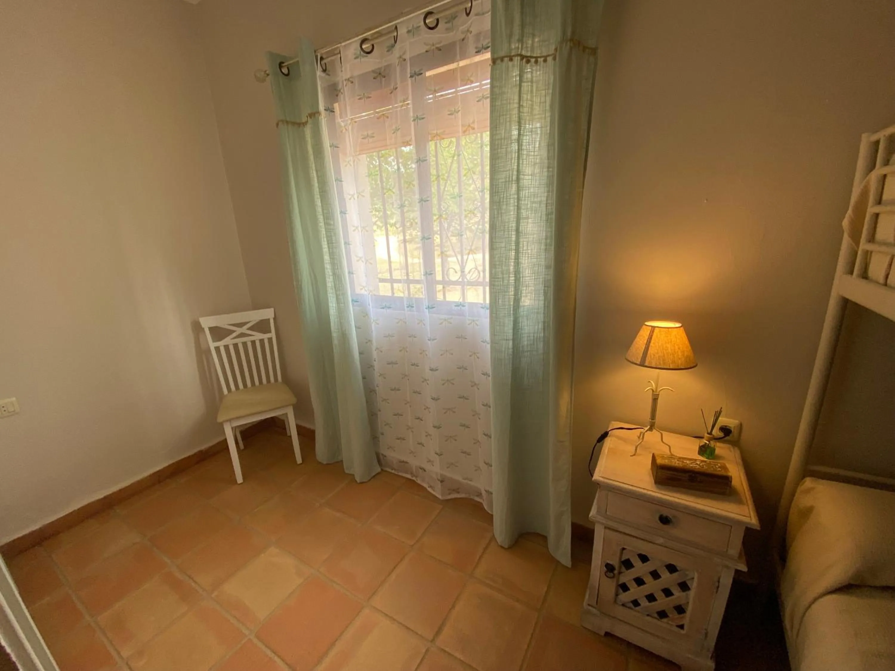 Photo of the whole room, Bed in Las Chorreras del Orejón 1