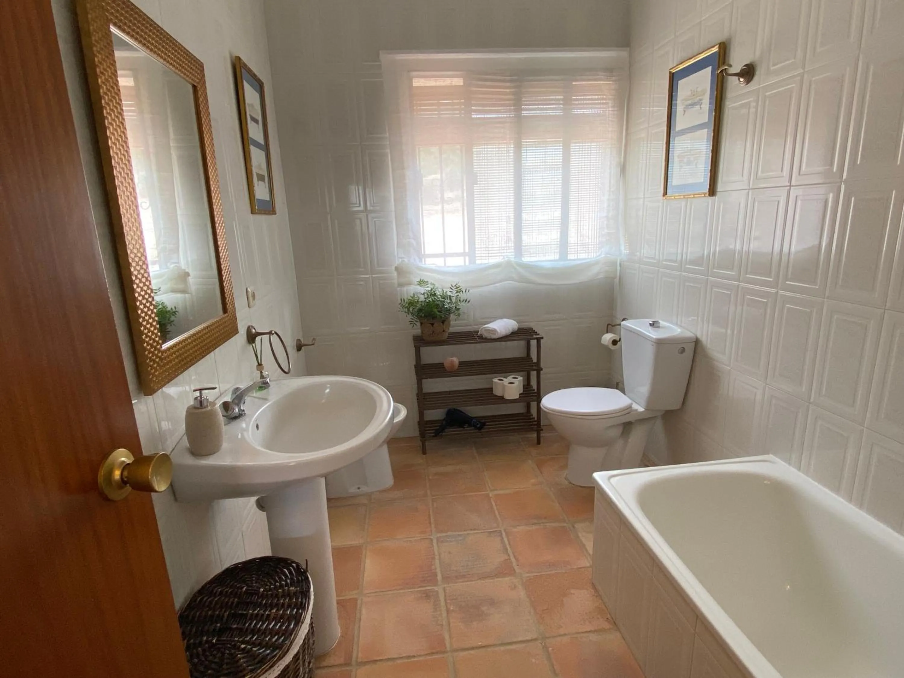 Bathroom in Las Chorreras del Orejón 1