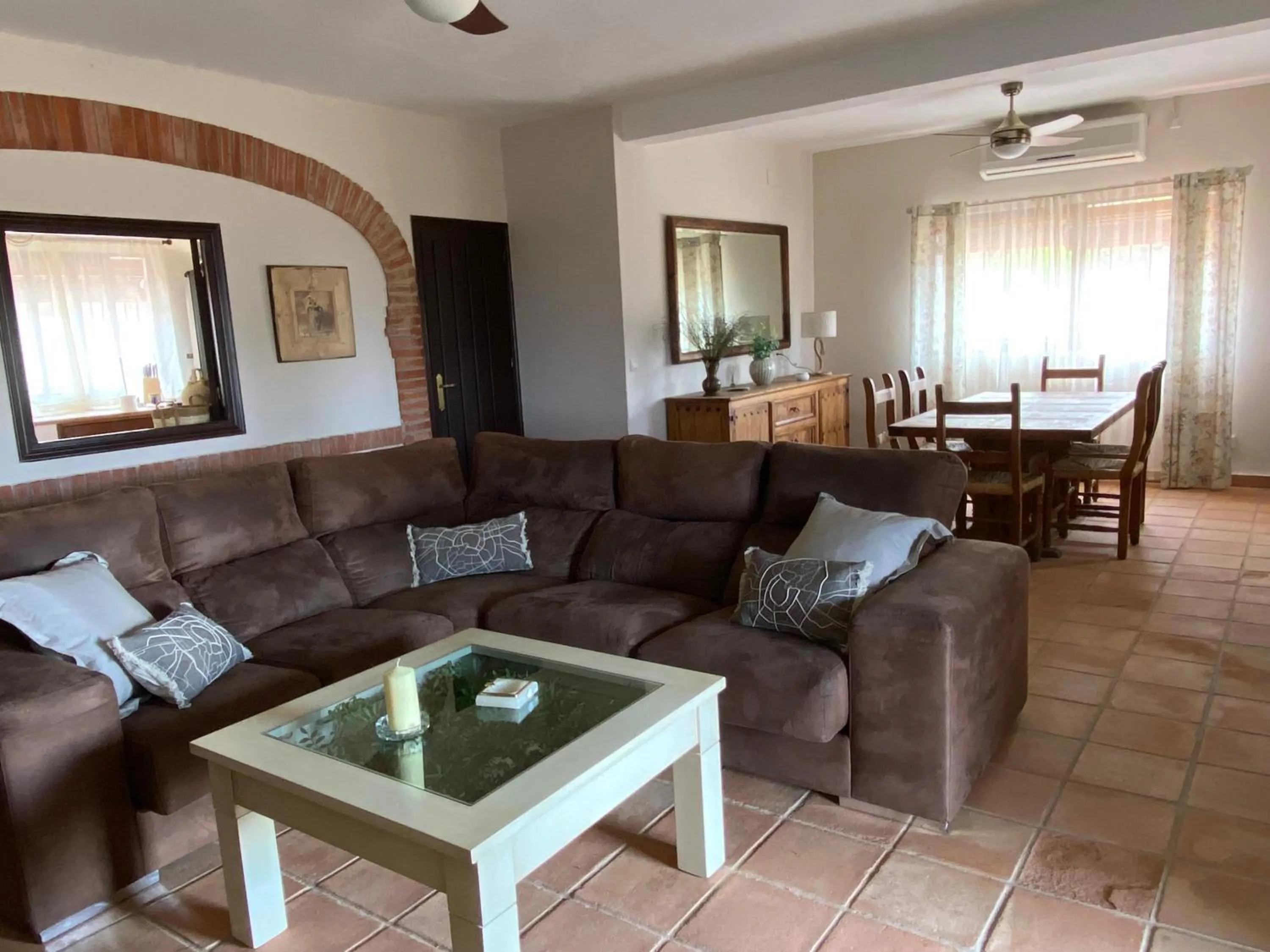 Dining area in Las Chorreras del Orejón 1