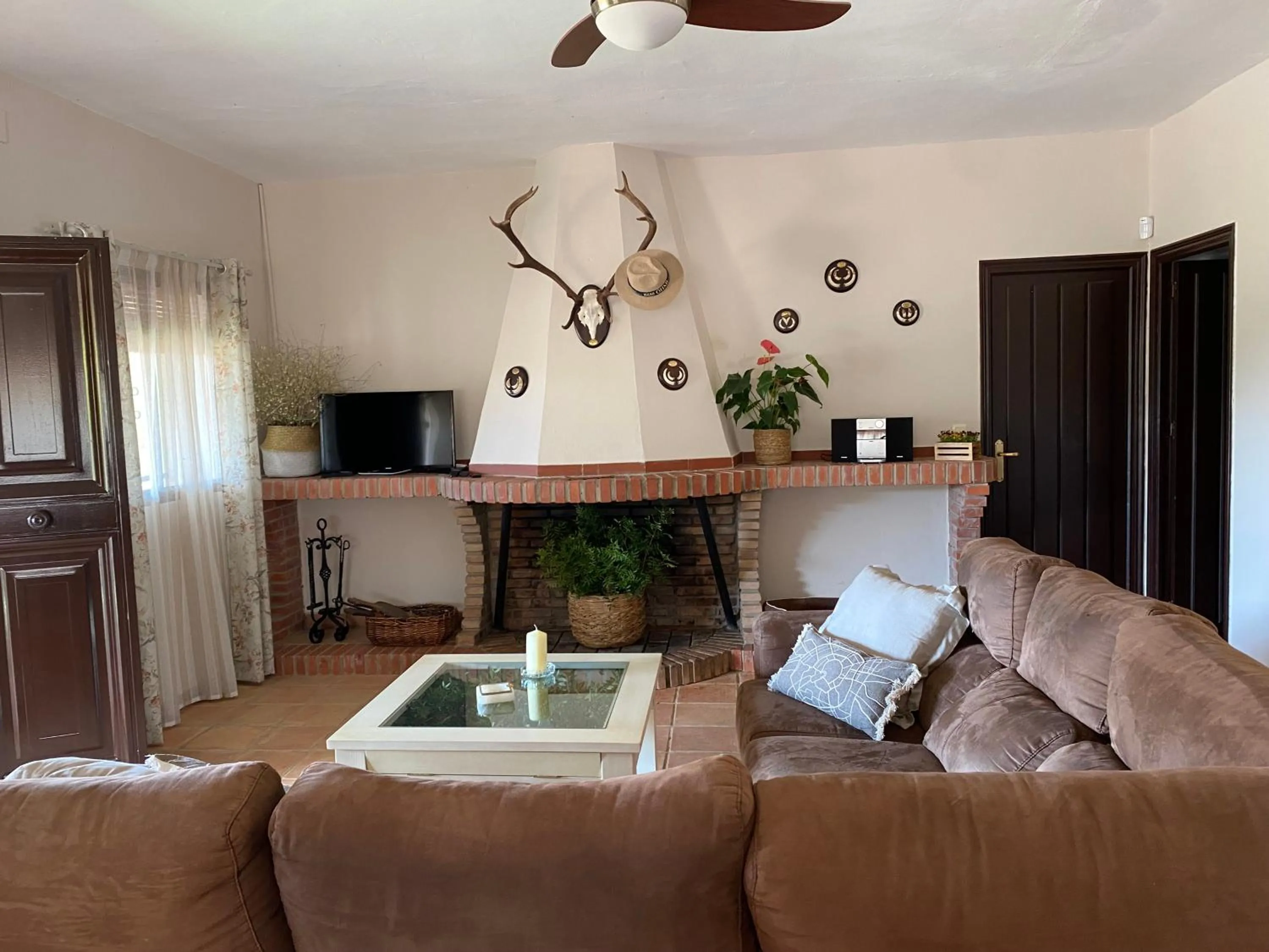 Living room in Las Chorreras del Orejón 1