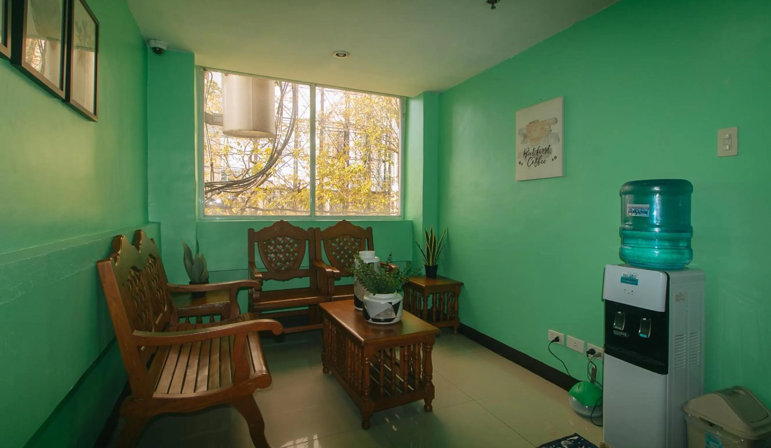 Lobby or reception in RedDoorz near EDSA Camp Crame