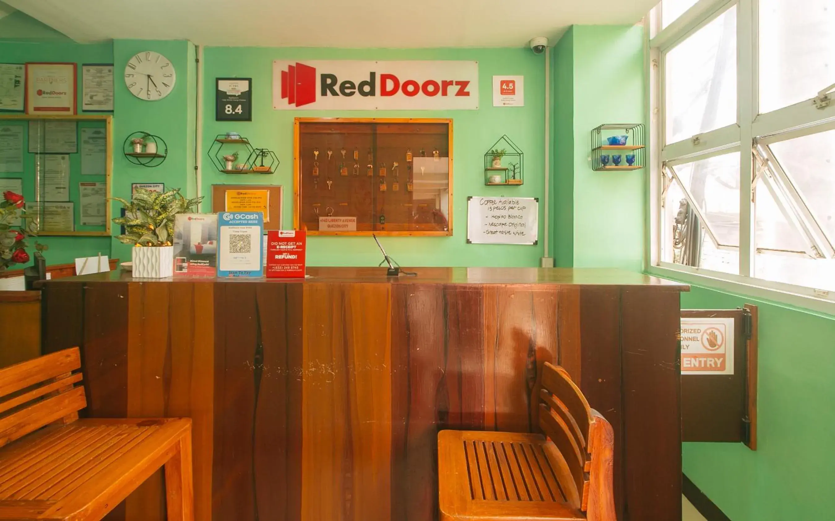 Lobby or reception in RedDoorz near EDSA Camp Crame Lobby or reception in RedDoorz near EDSA Camp Crame