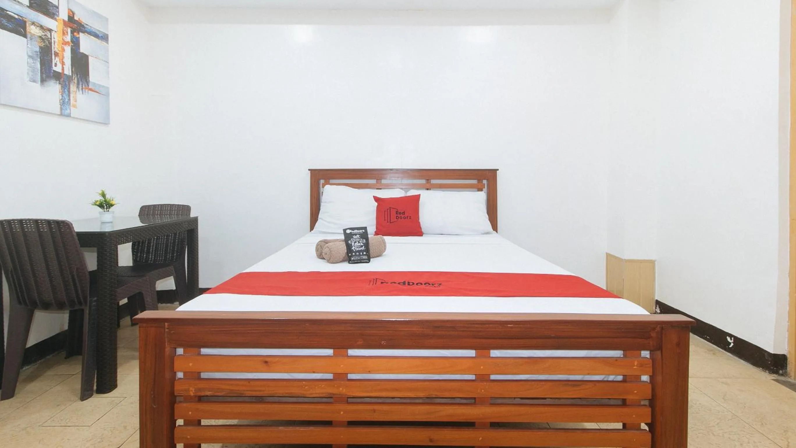 Bed in RedDoorz at RJs Bldg near Lyceum Gen Trias Cavite