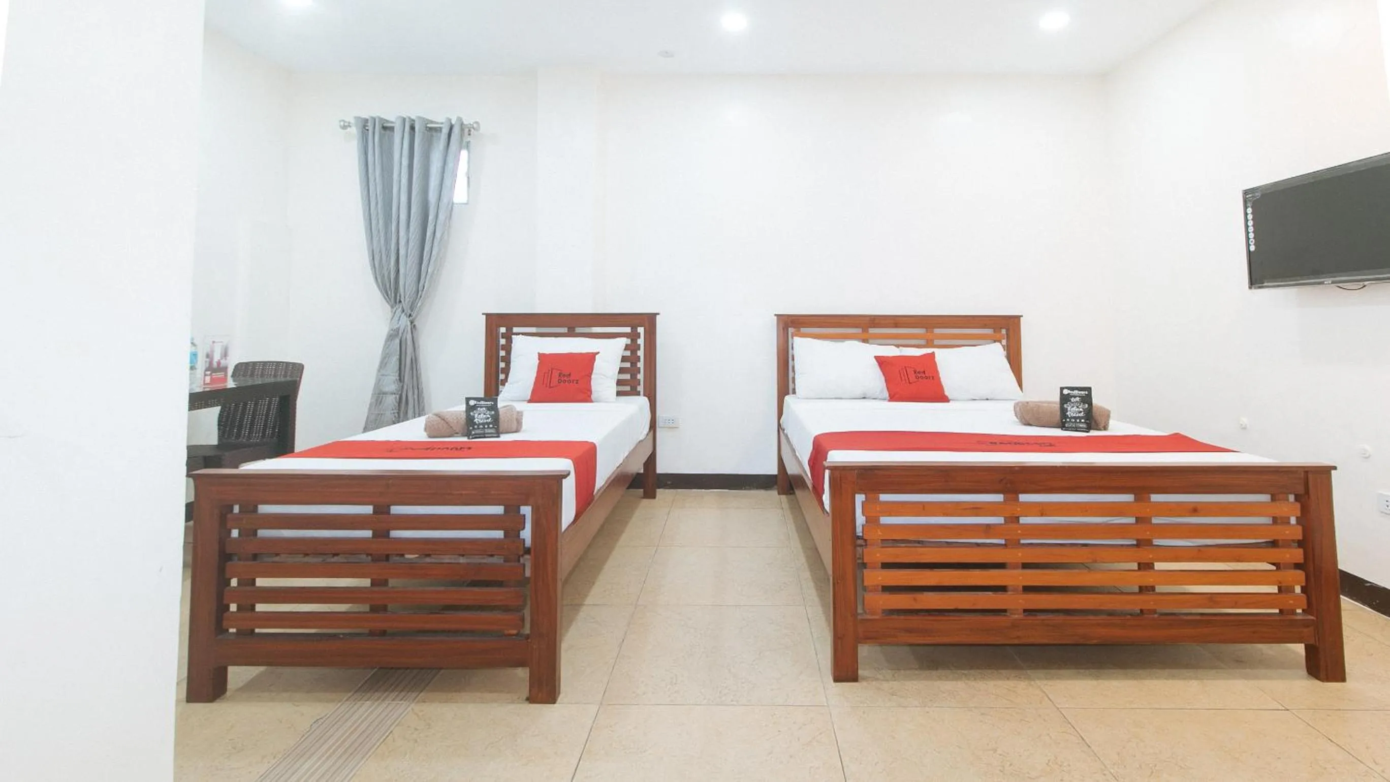 Bedroom, Bed in RedDoorz at RJs Bldg near Lyceum Gen Trias Cavite