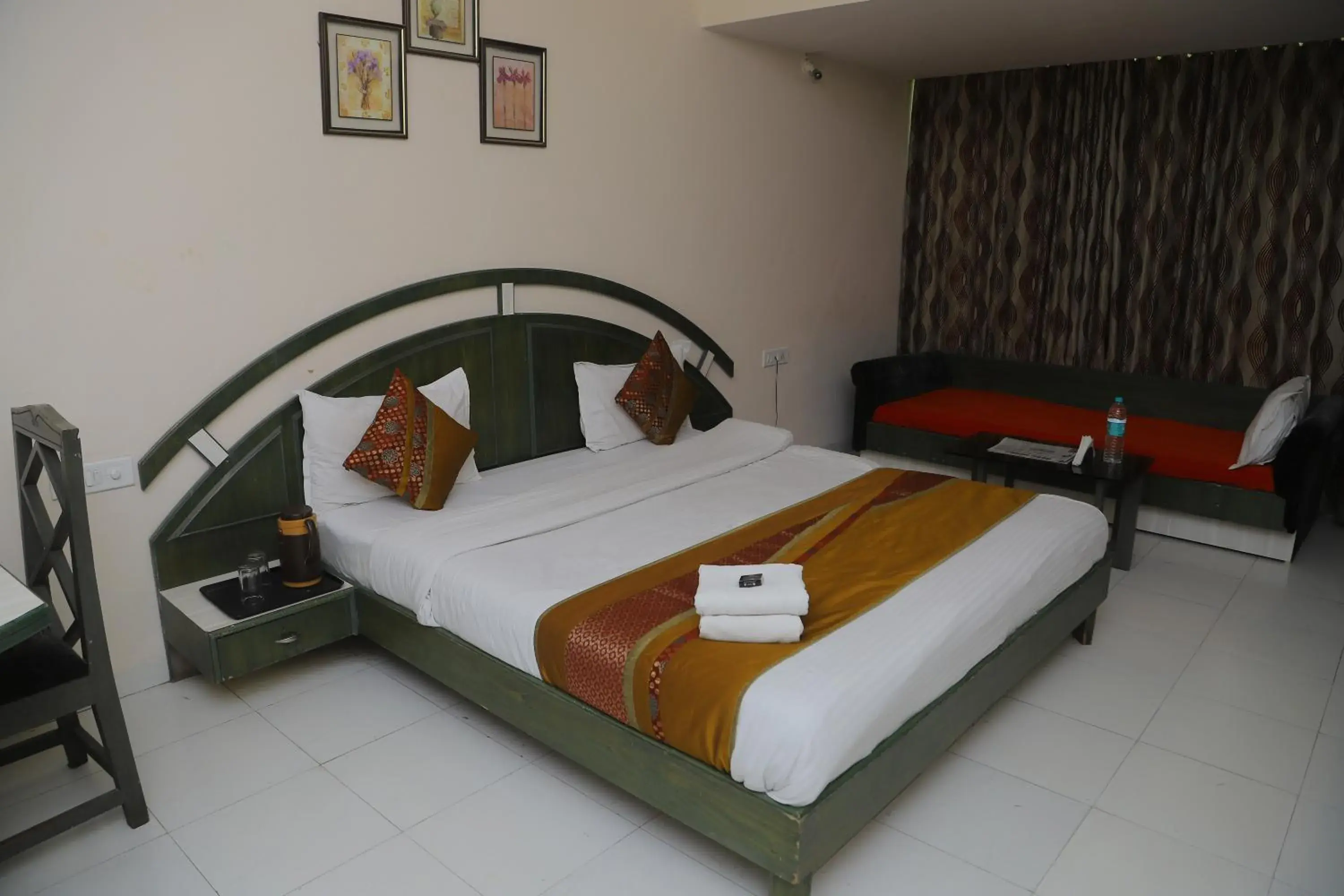 Bed in Hotel Grand Tower Bed in Hotel Grand Tower